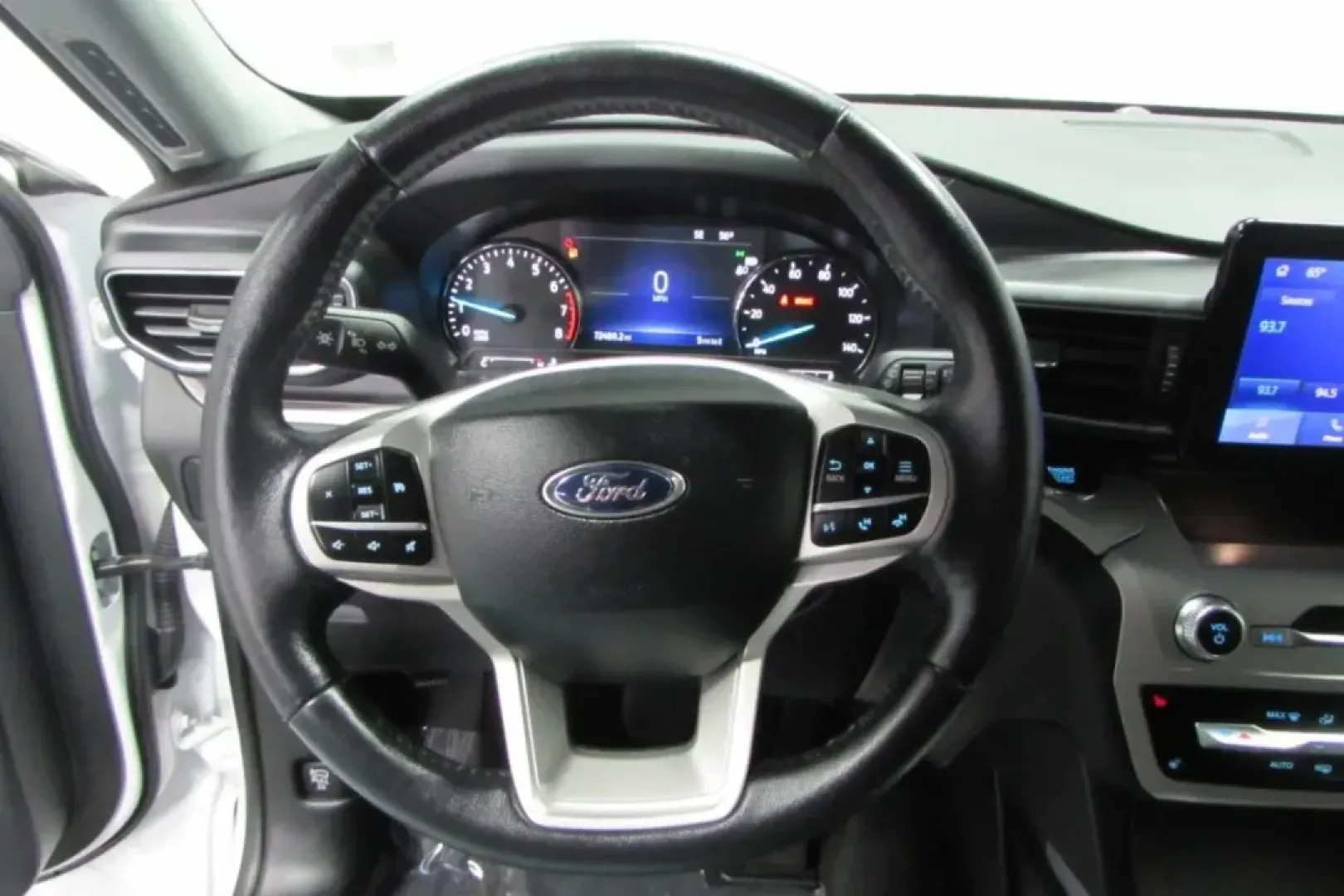 2023 /Ebony Leather Ford Explorer XLT (1FMSK8DH2PG) with an Other engine, Automatic transmission, located at 12836 Highway 21, De Soto, MO, 63020, (636) 337-7777, 38.151867, -90.575615 - Looking for the perfect family SUV that can handle everything from school runs to weekend adventures? Look no further than this stunning 2023 Ford Explorer XLT, now available at Pettus Ford De Soto. Located at 12836 Missouri Hwy 21, De Soto, MO 63020, we are your trusted OEM dealership offering a se - Photo#15