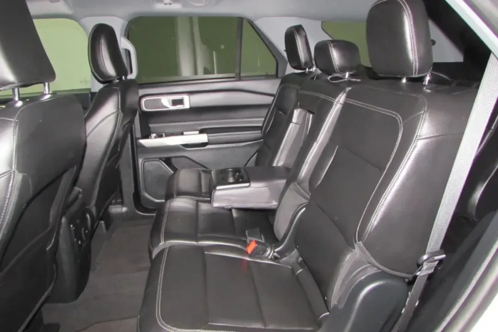 2023 /Ebony Leather Ford Explorer XLT (1FMSK8DH2PG) with an Other engine, Automatic transmission, located at 12836 Highway 21, De Soto, MO, 63020, (636) 337-7777, 38.151867, -90.575615 - Looking for the perfect family SUV that can handle everything from school runs to weekend adventures? Look no further than this stunning 2023 Ford Explorer XLT, now available at Pettus Ford De Soto. Located at 12836 Missouri Hwy 21, De Soto, MO 63020, we are your trusted OEM dealership offering a se - Photo#25