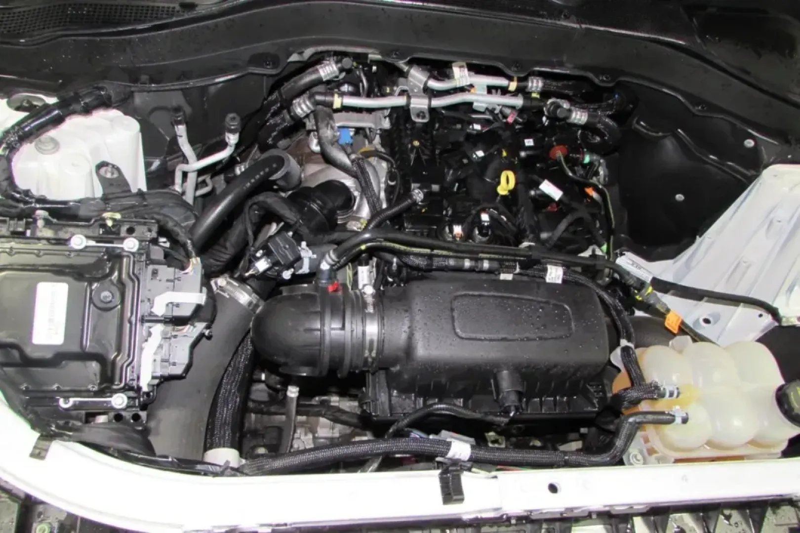 2023 /Ebony Leather Ford Explorer XLT (1FMSK8DH2PG) with an Other engine, Automatic transmission, located at 12836 Highway 21, De Soto, MO, 63020, (636) 337-7777, 38.151867, -90.575615 - Looking for the perfect family SUV that can handle everything from school runs to weekend adventures? Look no further than this stunning 2023 Ford Explorer XLT, now available at Pettus Ford De Soto. Located at 12836 Missouri Hwy 21, De Soto, MO 63020, we are your trusted OEM dealership offering a se - Photo#7