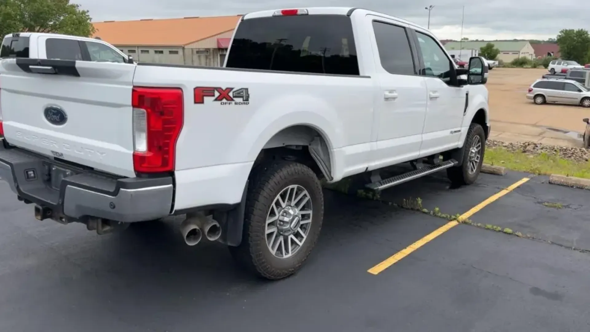 2017 Ford F-350SD Lariat (1FT8W3BT3HE) with an 6.7L Turbocharged engine, located at 970 Woodlawn Dr., Farmington, MO, 63640, (573) 431-7800, 37.825642, -90.468674 - Are you ready to elevate your adventures and tackle any task with confidence? Look no further than this rugged 2017 Ford F-350SD Lariat, a powerhouse designed for those who demand performance and reliability. Whether you're hauling equipment for work, embarking on weekend road trips, or navigating t - Photo#3