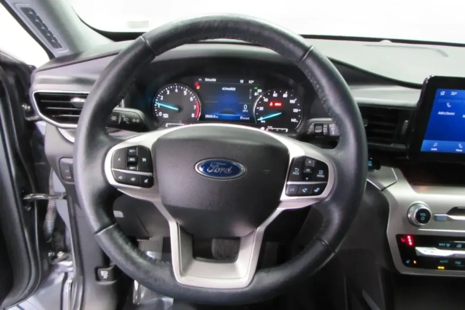 2022 /Light Slate Leather Ford Explorer XLT (1FMSK8DH7NG) with an Other engine, Automatic transmission, located at 12836 Highway 21, De Soto, MO, 63020, (636) 337-7777, 38.151867, -90.575615 - Elevate your family's adventures with the stunning **2022 Ford Explorer XLT**-perfectly designed for those who crave both space and style. Whether you're taking the kids to soccer practice in vibrant neighborhoods like Hillsboro or heading out for a weekend getaway to scenic Route 66, this SUV is yo - Photo#13
