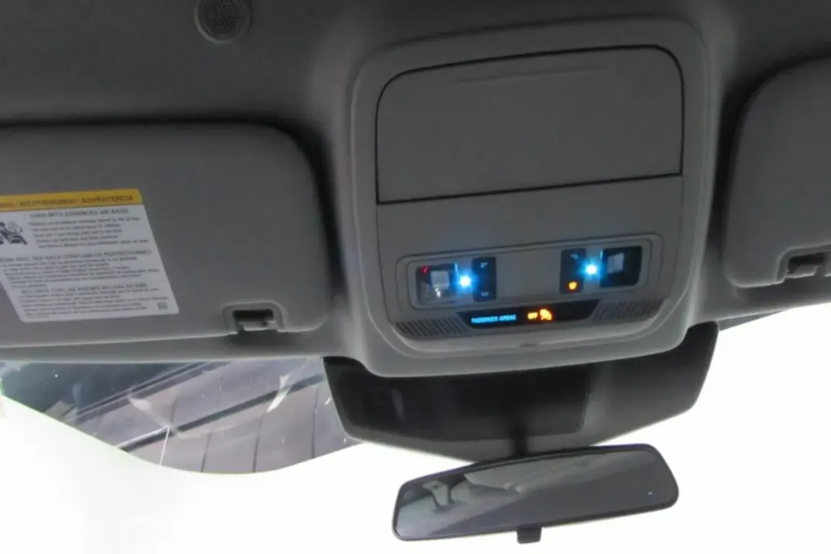 2022 /Light Slate Leather Ford Explorer XLT (1FMSK8DH7NG) with an Other engine, Automatic transmission, located at 12836 Highway 21, De Soto, MO, 63020, (636) 337-7777, 38.151867, -90.575615 - Elevate your family's adventures with the stunning **2022 Ford Explorer XLT**-perfectly designed for those who crave both space and style. Whether you're taking the kids to soccer practice in vibrant neighborhoods like Hillsboro or heading out for a weekend getaway to scenic Route 66, this SUV is yo - Photo#17