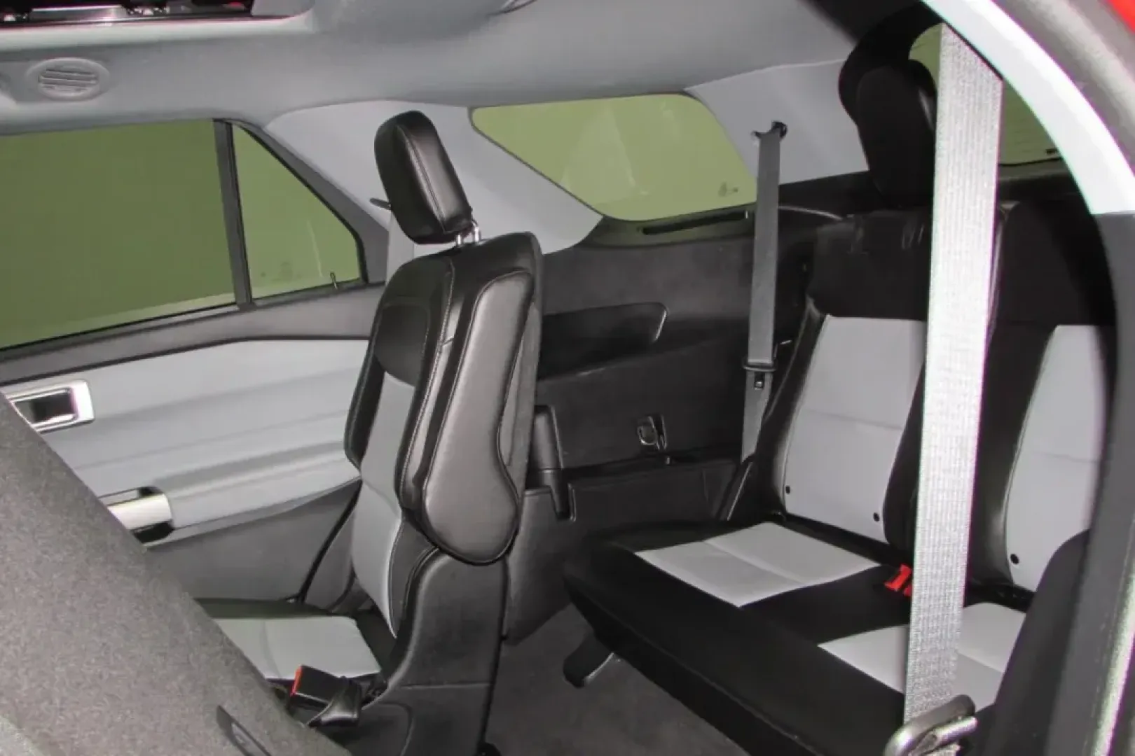 2022 /Sandstone Leather Ford Explorer XLT (1FMSK8DH9NG) with an Other engine, Automatic transmission, located at 12836 Highway 21, De Soto, MO, 63020, (636) 337-7777, 38.151867, -90.575615 - USED 2022 Ford Explorer XLT from Pettus Ford De Soto, De Soto MO. - Photo#27