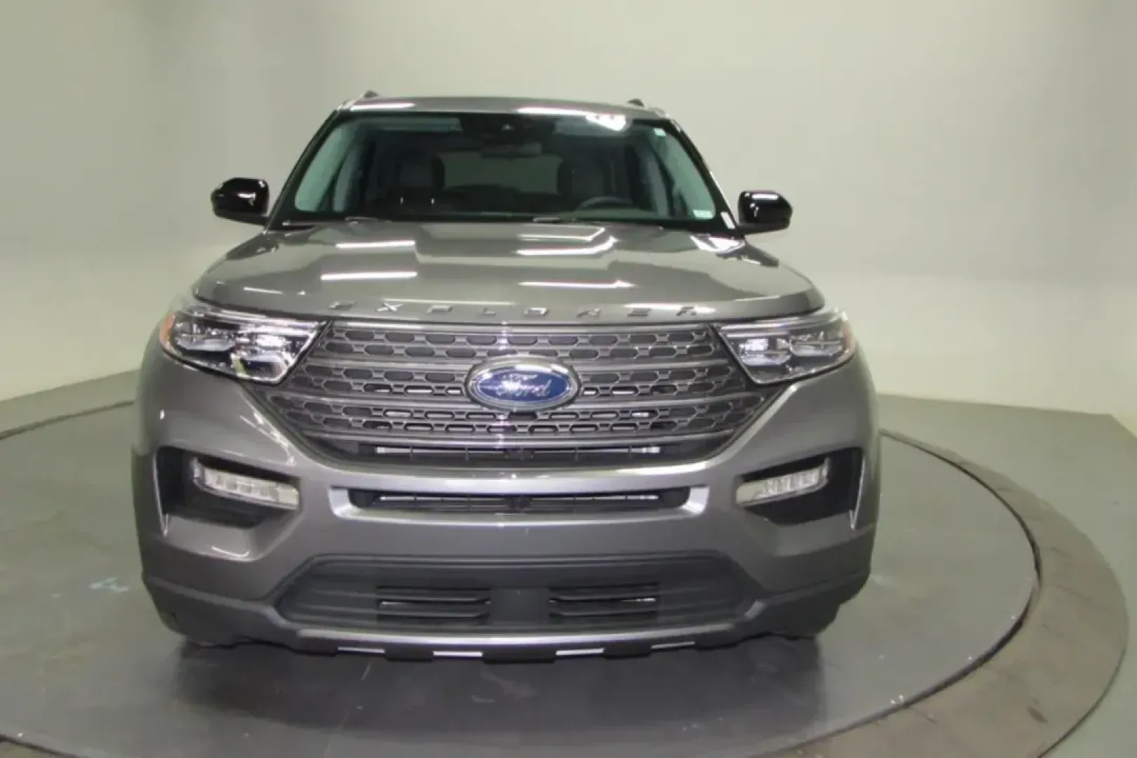 2022 /Ebony Leather Ford Explorer XLT (1FMSK8DHXNG) with an Other engine, Automatic transmission, located at 12836 Highway 21, De Soto, MO, 63020, (636) 337-7777, 38.151867, -90.575615 - **Discover New Adventures with the 2022 Ford Explorer XLT Perfect for Family Outings and Weekend Getaways!**<br /> <br /> Are you in search of a versatile vehicle that can seamlessly transition from daily commutes to family road trips? Look no further than this stunning 2022 Ford Explorer XLT, now - Photo#0