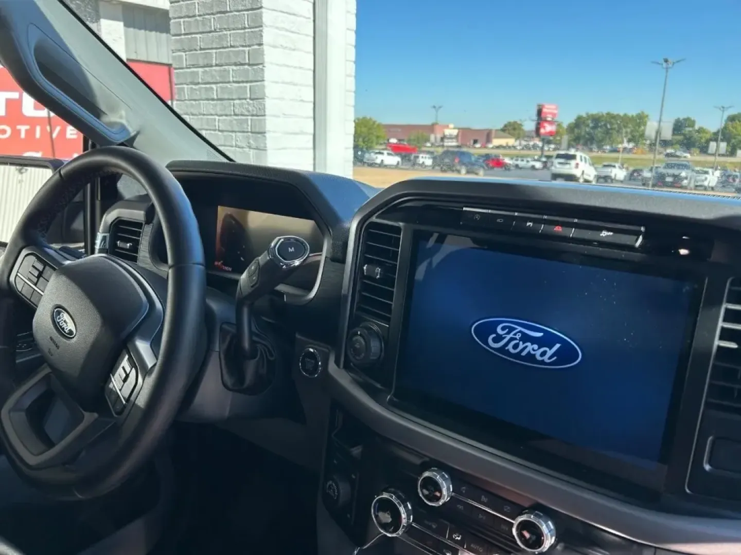 2024 /Black w/Medium Dark Slate Cloth Ford F-150 XLT (1FTFW3L57RK) with an 5.0L engine, located at 970 Woodlawn Dr., Farmington, MO, 63640, (573) 431-7800, 37.825642, -90.468674 - **Unleash Your Adventurous Spirit with the 2024 Ford F-150 XLT** <br /> <br /> Are you ready to elevate your lifestyle with a vehicle that effortlessly combines rugged capability with exceptional comfort? Whether you're a weekend warrior seeking thrilling outdoor adventures or a busy professional lo - Photo#9