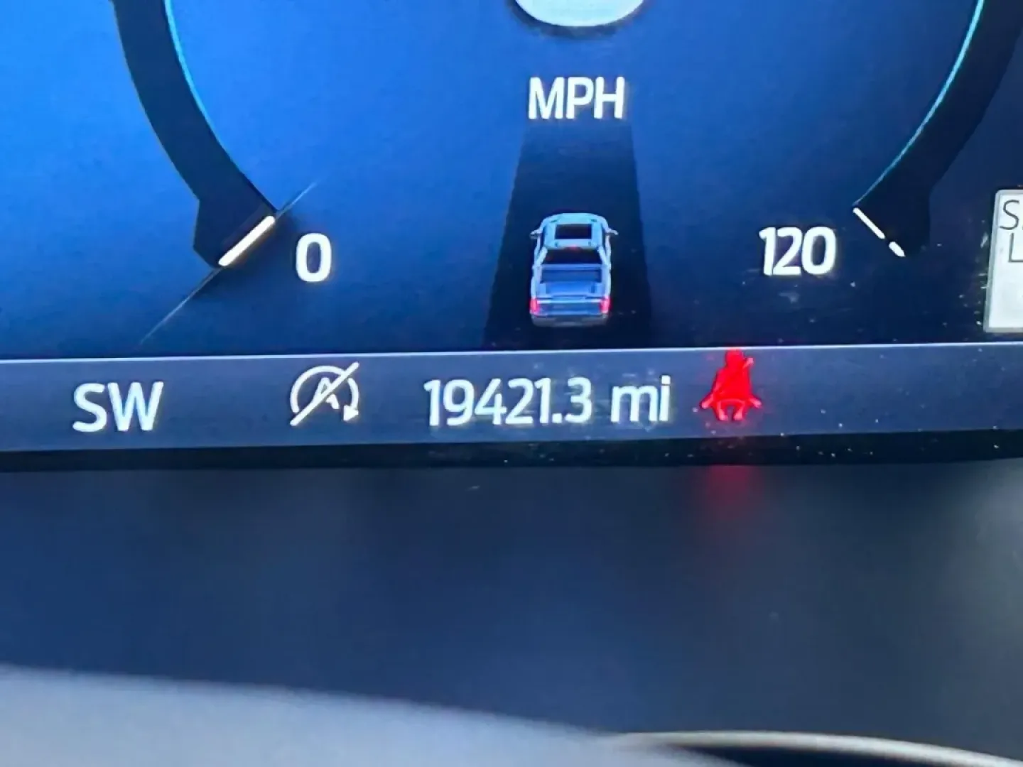 2024 /Black w/Medium Dark Slate Cloth Ford F-150 XLT (1FTFW3L57RK) with an 5.0L engine, located at 970 Woodlawn Dr., Farmington, MO, 63640, (573) 431-7800, 37.825642, -90.468674 - **Unleash Your Adventurous Spirit with the 2024 Ford F-150 XLT** <br /> <br /> Are you ready to elevate your lifestyle with a vehicle that effortlessly combines rugged capability with exceptional comfort? Whether you're a weekend warrior seeking thrilling outdoor adventures or a busy professional lo - Photo#18