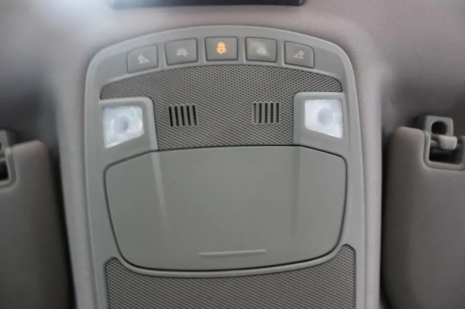 2021 /Black/Dark Marsala Ford Super Duty F-450 DRW 4WD Crew Cab 8' Box (1FT8W4DT4ME) with an 6.7L 4V OHV Power Stroke V8 Turbo Diesel B20 engine, Automatic transmission, located at 12836 Highway 21, De Soto, MO, 63020, (636) 337-7777, 38.151867, -90.575615 - **Unleash Adventure with the 2021 Ford Super Duty F-450 DRW at Pettus Ford De Soto**<br /> <br /> Are you ready to elevate your lifestyle with a truck that can handle the toughest jobs while providing comfort and style? The 2021 Ford Super Duty F-450 DRW, available now at Pettus Ford De Soto, is not - Photo#18