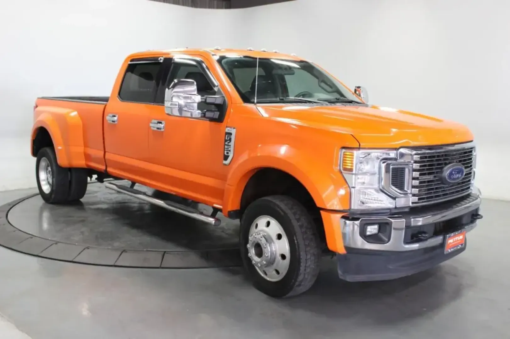 2021 /Black/Dark Marsala Ford Super Duty F-450 DRW 4WD Crew Cab 8' Box (1FT8W4DT4ME) with an 6.7L 4V OHV Power Stroke V8 Turbo Diesel B20 engine, Automatic transmission, located at 12836 Highway 21, De Soto, MO, 63020, (636) 337-7777, 38.151867, -90.575615 - **Unleash Adventure with the 2021 Ford Super Duty F-450 DRW at Pettus Ford De Soto**<br /> <br /> Are you ready to elevate your lifestyle with a truck that can handle the toughest jobs while providing comfort and style? The 2021 Ford Super Duty F-450 DRW, available now at Pettus Ford De Soto, is not - Photo#20