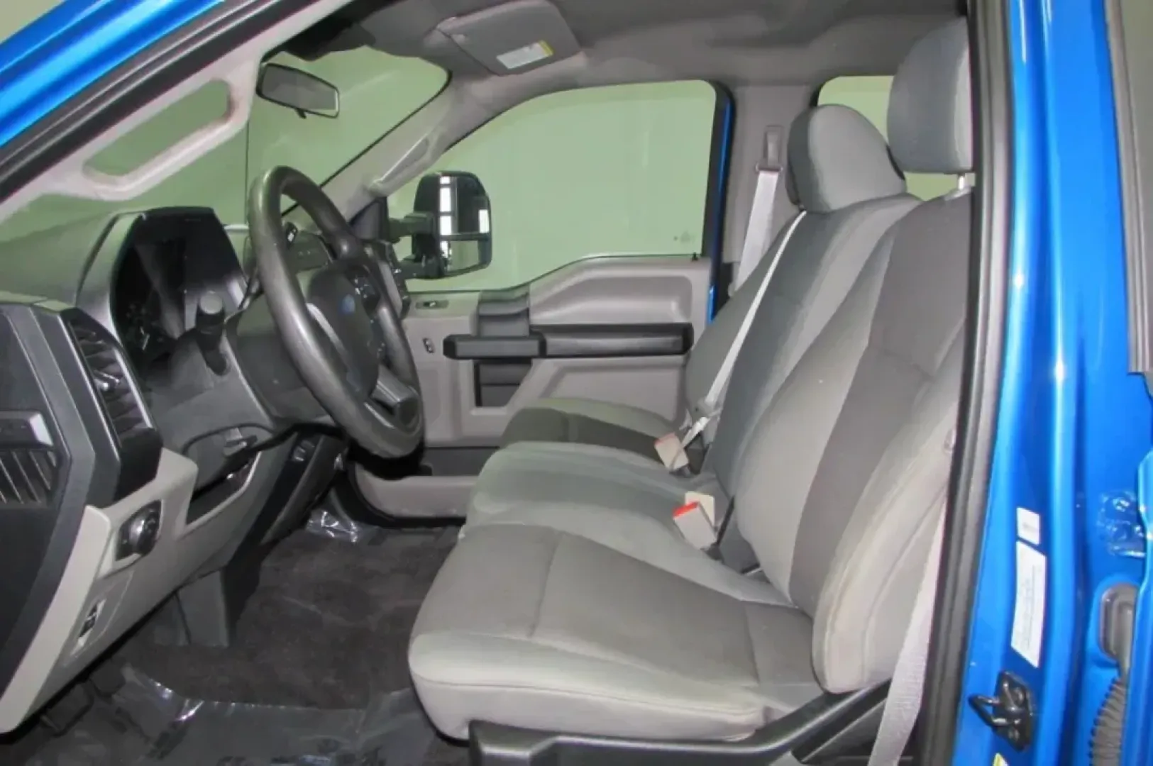 2020 /Medium Earth Gray Cloth Ford F-150 XL (1FTEW1E56LK) with an Other engine, located at 12836 Highway 21, De Soto, MO, 63020, (636) 337-7777, 38.151867, -90.575615 - **Adventure Awaits: Discover Your Perfect 2020 Ford F-150 XL at Pettus Ford De Soto!**<br /> <br /> Are you ready to elevate your weekend adventures or tackle your daily commute with powerful reliability? The 2020 Ford F-150 XL is not just a truck; it's your new best friend for both work and play. W - Photo#11