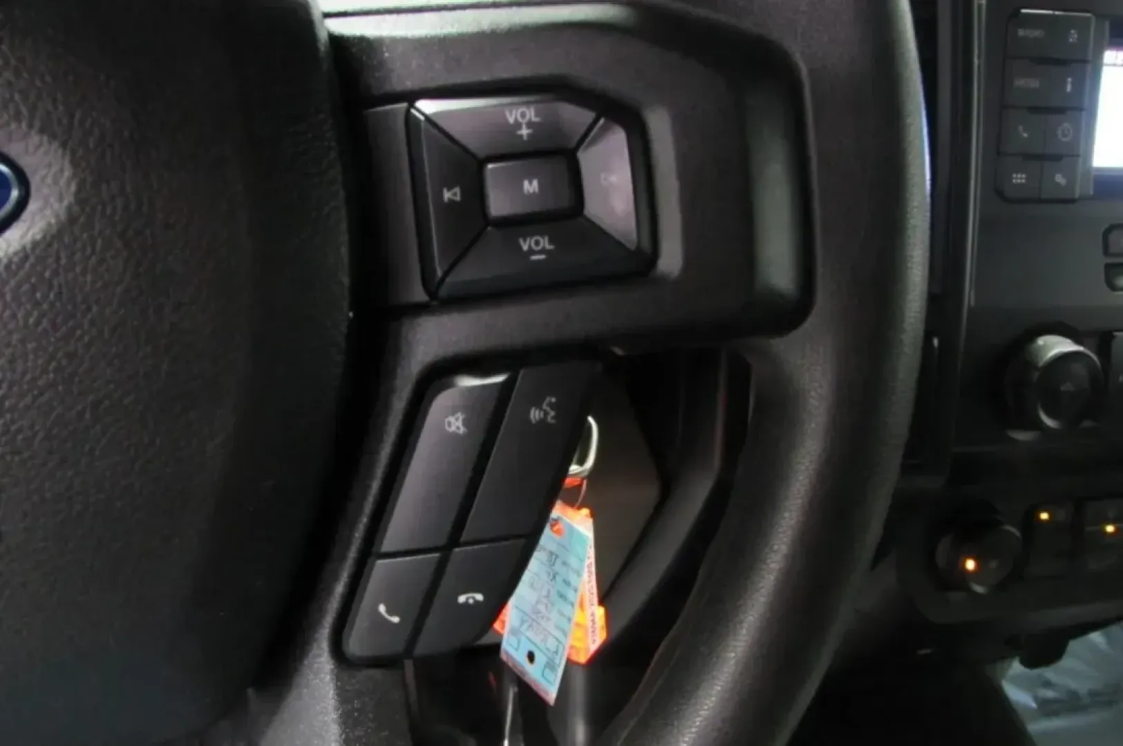 2020 /Medium Earth Gray Cloth Ford F-150 XL (1FTEW1E56LK) with an Other engine, located at 12836 Highway 21, De Soto, MO, 63020, (636) 337-7777, 38.151867, -90.575615 - **Adventure Awaits: Discover Your Perfect 2020 Ford F-150 XL at Pettus Ford De Soto!**<br /> <br /> Are you ready to elevate your weekend adventures or tackle your daily commute with powerful reliability? The 2020 Ford F-150 XL is not just a truck; it's your new best friend for both work and play. W - Photo#14