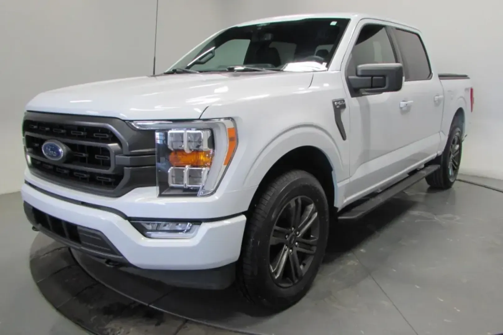 2022 /Black w/Medium Dark Slate Clot Ford F-150 XLT (1FTEW1EP7NK) with an Other engine, located at 12836 Highway 21, De Soto, MO, 63020, (636) 337-7777, 38.151867, -90.575615 - **2022 Ford F-150 XLT: The Ultimate Truck for Your Adventures!**<br /> <br /> Are you ready to take your outdoor escapades and daily commutes to the next level? Look no further than this stunning 2022 Ford F-150 XLT, a versatile truck designed to meet the demands of your busy lifestyle. With its rug - Photo#1