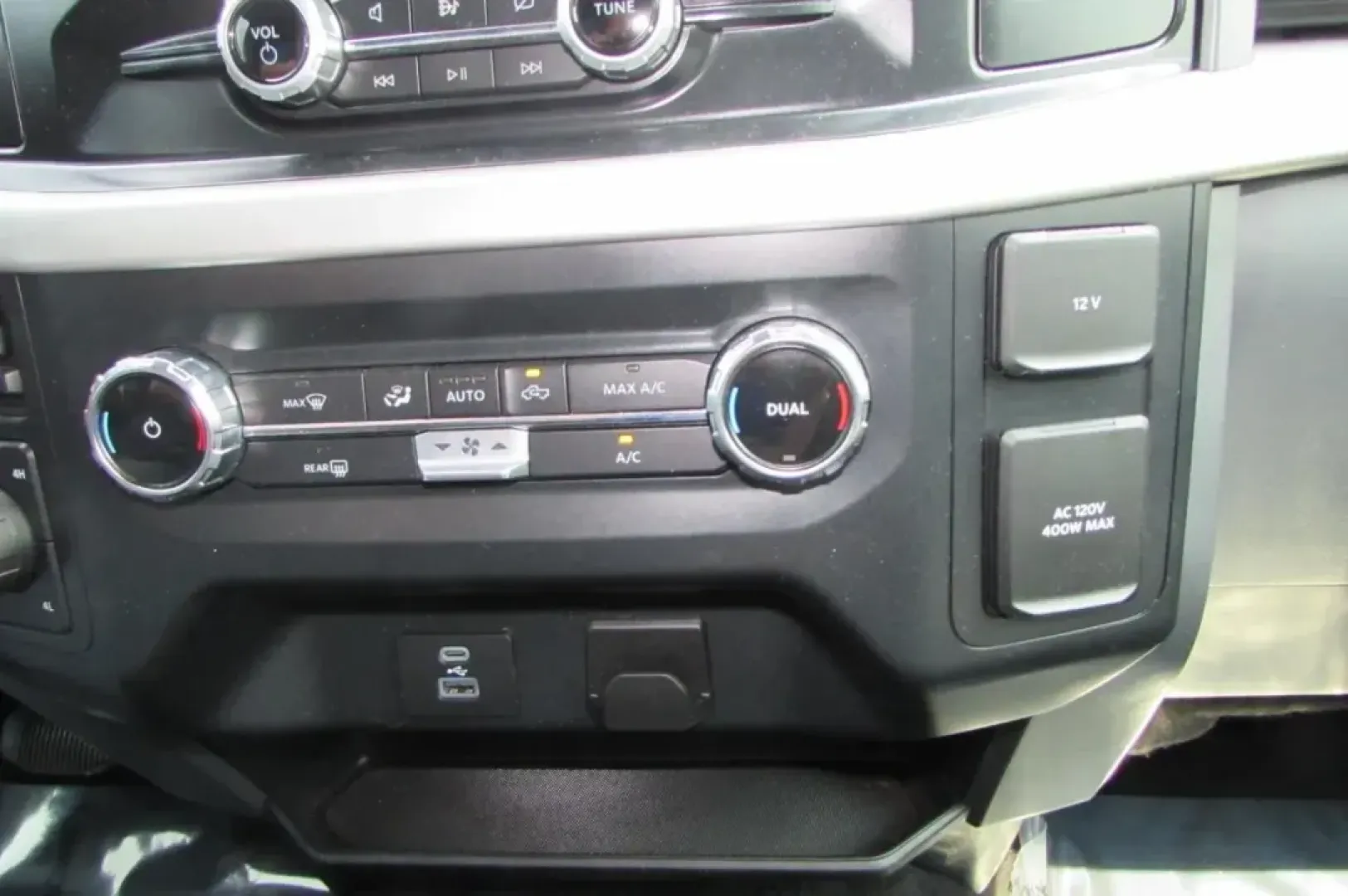 2022 /Java Cloth Ford F-150 XLT (1FTFW1E58NK) with an Other engine, located at 12836 Highway 21, De Soto, MO, 63020, (636) 337-7777, 38.151867, -90.575615 - **Elevate Your Adventures with the 2022 Ford F-150 XLT at Pettus Ford De Soto!**<br /> <br /> Are you ready to redefine your driving experience? The **2022 Ford F-150 XLT** is more than just a truck; it's your ticket to adventure, perfect for weekend getaways, hauling gear, or simply cruising throug - Photo#22