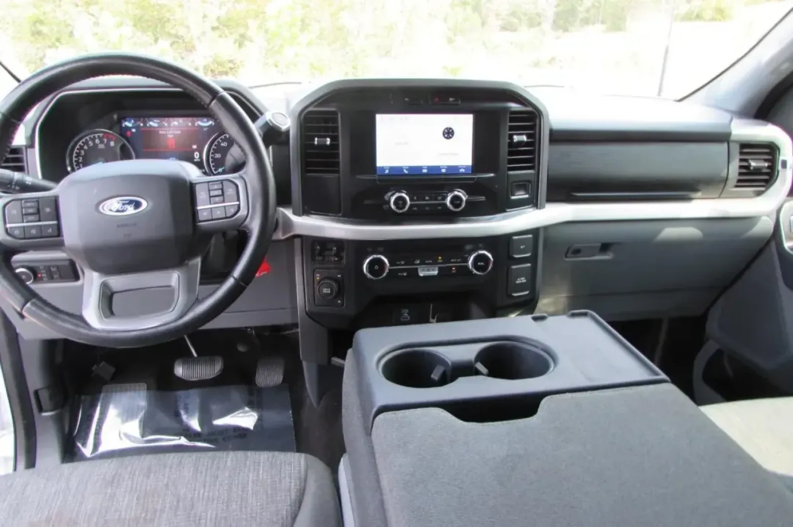 2022 /Java Cloth Ford F-150 XLT (1FTFW1E58NK) with an Other engine, located at 12836 Highway 21, De Soto, MO, 63020, (636) 337-7777, 38.151867, -90.575615 - **Elevate Your Adventures with the 2022 Ford F-150 XLT at Pettus Ford De Soto!**<br /> <br /> Are you ready to redefine your driving experience? The **2022 Ford F-150 XLT** is more than just a truck; it's your ticket to adventure, perfect for weekend getaways, hauling gear, or simply cruising throug - Photo#23