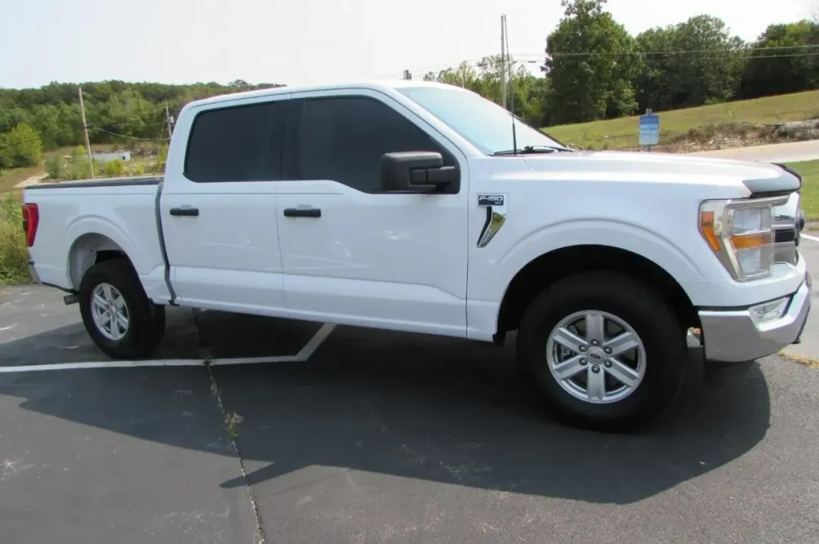 2022 /Java Cloth Ford F-150 XLT (1FTFW1E58NK) with an Other engine, located at 12836 Highway 21, De Soto, MO, 63020, (636) 337-7777, 38.151867, -90.575615 - **Elevate Your Adventures with the 2022 Ford F-150 XLT at Pettus Ford De Soto!**<br /> <br /> Are you ready to redefine your driving experience? The **2022 Ford F-150 XLT** is more than just a truck; it's your ticket to adventure, perfect for weekend getaways, hauling gear, or simply cruising throug - Photo#3