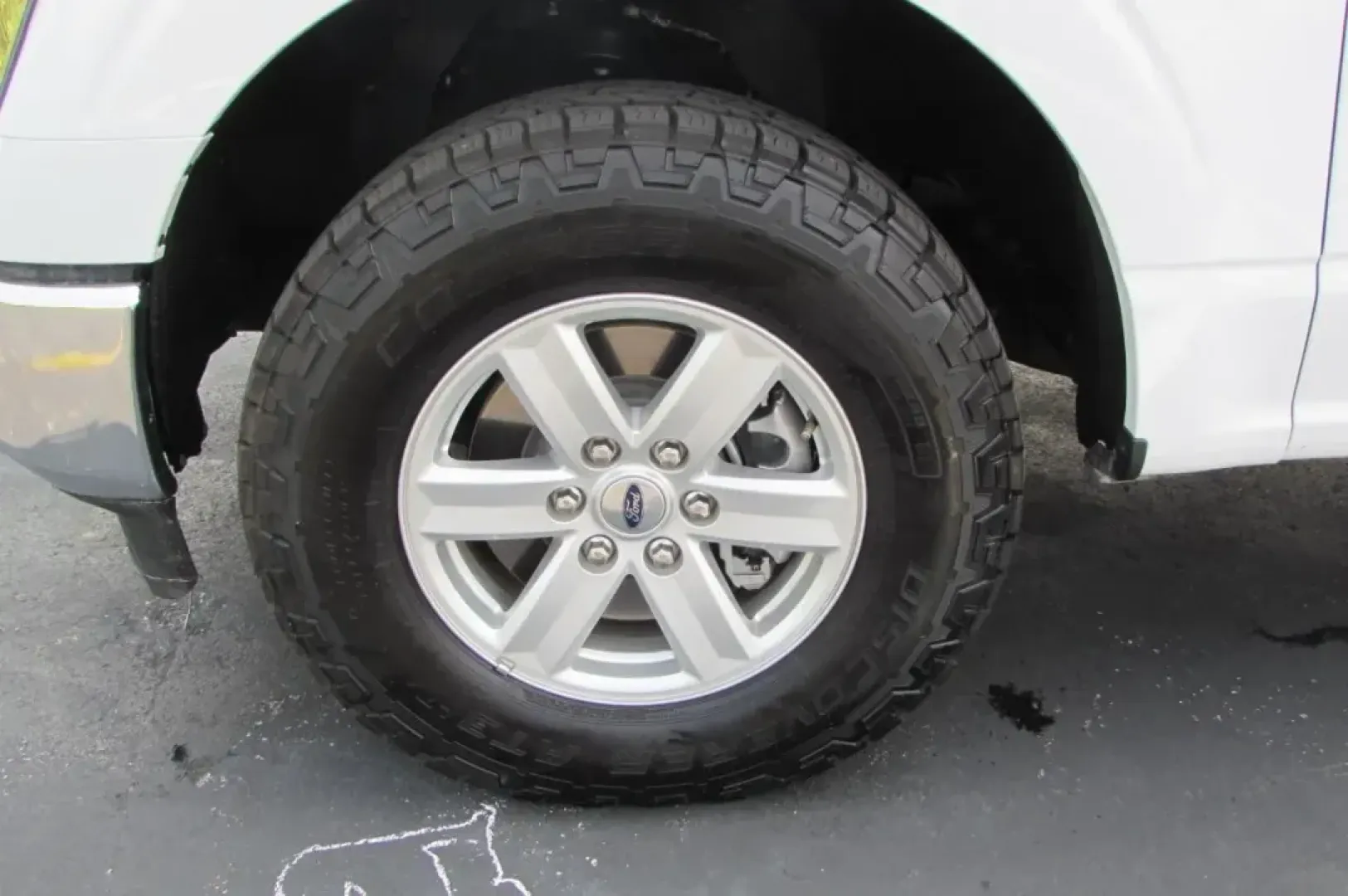 2022 /Java Cloth Ford F-150 XLT (1FTFW1E58NK) with an Other engine, located at 12836 Highway 21, De Soto, MO, 63020, (636) 337-7777, 38.151867, -90.575615 - **Elevate Your Adventures with the 2022 Ford F-150 XLT at Pettus Ford De Soto!**<br /> <br /> Are you ready to redefine your driving experience? The **2022 Ford F-150 XLT** is more than just a truck; it's your ticket to adventure, perfect for weekend getaways, hauling gear, or simply cruising throug - Photo#7