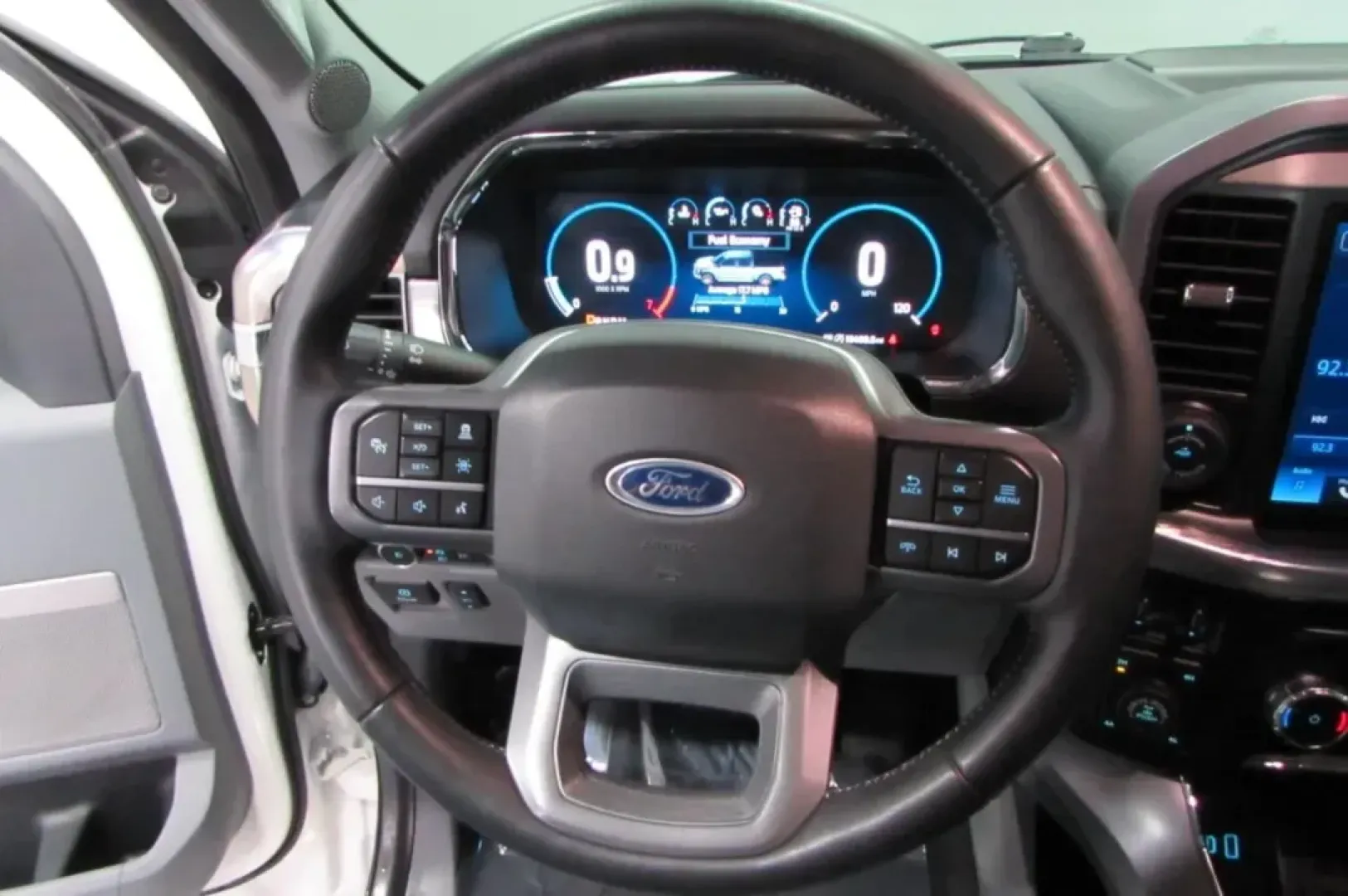 2023 /Java Leather Ford F-150 Lariat (1FTFW1E87PF) with an Other engine, located at 12836 Highway 21, De Soto, MO, 63020, (636) 337-7777, 38.151867, -90.575615 - **Explore the Great Outdoors with the 2023 Ford F-150 Lariat Your Next Adventure Awaits!**<br /> <br /> Are you ready to elevate your lifestyle, whether it's tackling daily commutes or embarking on weekend getaways? The 2023 Ford F-150 Lariat is the perfect blend of rugged utility and sophisticated - Photo#19