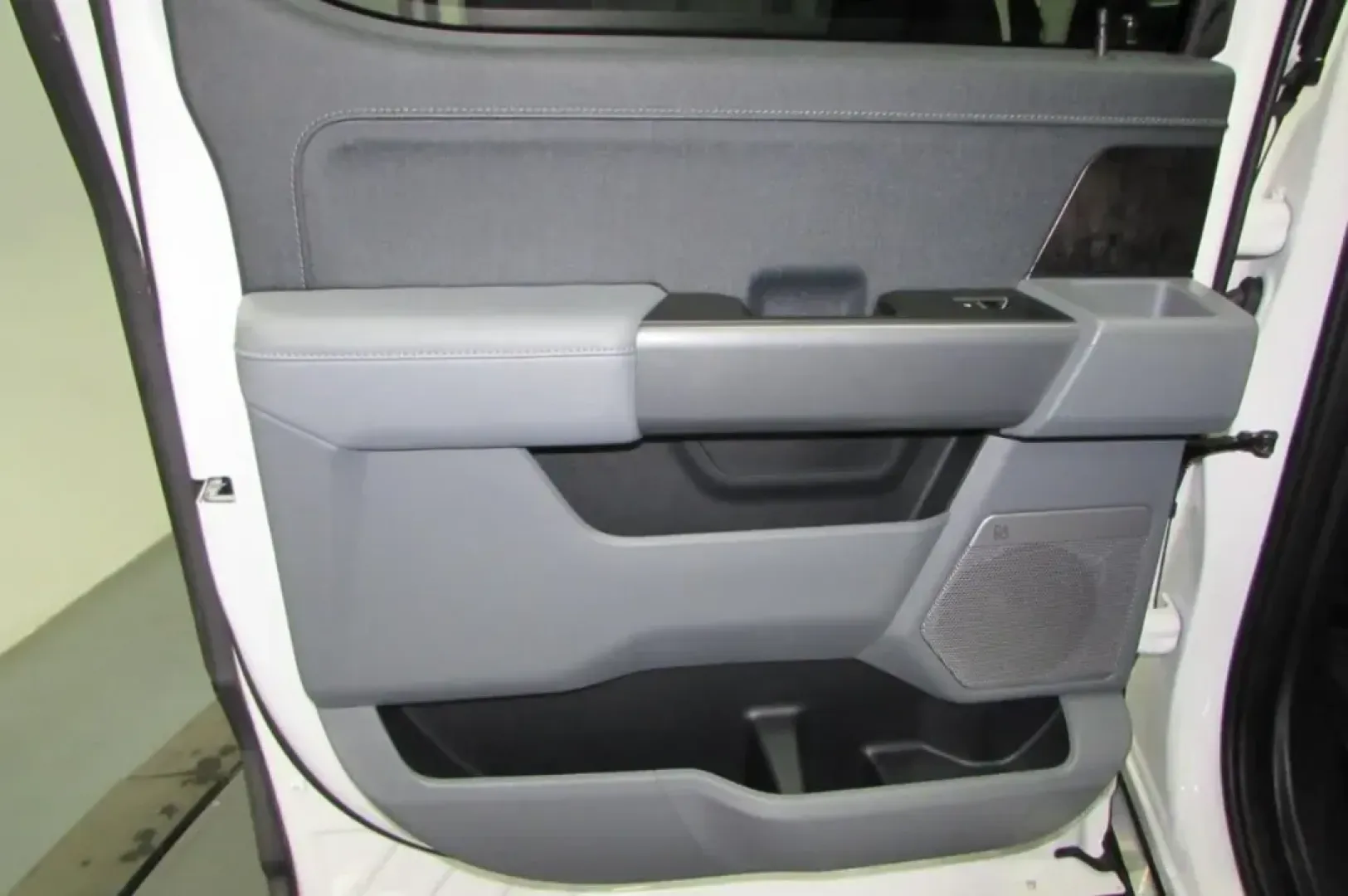 2023 /Java Leather Ford F-150 Lariat (1FTFW1E87PF) with an Other engine, located at 12836 Highway 21, De Soto, MO, 63020, (636) 337-7777, 38.151867, -90.575615 - **Explore the Great Outdoors with the 2023 Ford F-150 Lariat Your Next Adventure Awaits!**<br /> <br /> Are you ready to elevate your lifestyle, whether it's tackling daily commutes or embarking on weekend getaways? The 2023 Ford F-150 Lariat is the perfect blend of rugged utility and sophisticated - Photo#29