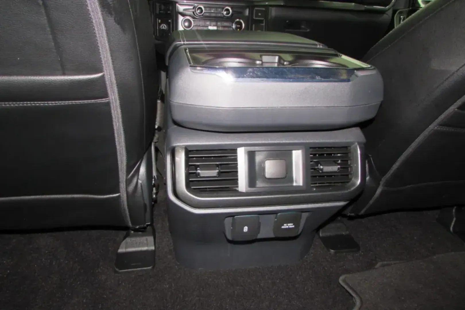 2022 /Black Leather Ford F-150 XLT (1FTFW1E89NF) with an Other engine, located at 12836 Highway 21, De Soto, MO, 63020, (636) 337-7777, 38.151867, -90.575615 - Are you searching for the perfect vehicle that seamlessly blends power, versatility, and comfort? Look no further than this stunning 2022 Ford F-150 XLT, available now at Pettus Ford De Soto. Whether you're a weekend warrior ready for outdoor adventures or a busy family in need of a reliable truck f - Photo#25