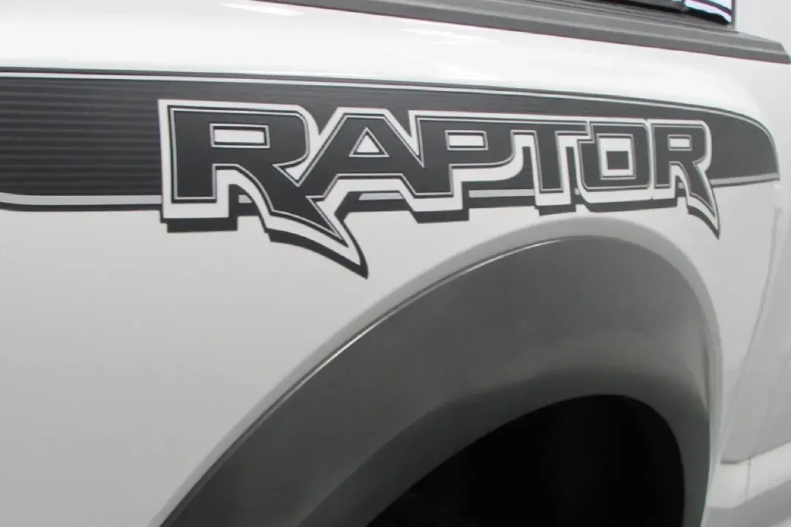 2020 /Black Leather Trimmed Ford F-150 Raptor (1FTFW1RG3LF) with an Other engine, Automatic transmission, located at 12836 Highway 21, De Soto, MO, 63020, (636) 337-7777, 38.151867, -90.575615 - **Conquer Every Adventure with the 2020 Ford F-150 Raptor at Pettus Ford De Soto!**<br /> <br /> Are you ready to elevate your adventures and tackle your daily commute with style and power? The 2020 Ford F-150 Raptor is the perfect blend of rugged performance and comfort, making it ideal for weekend - Photo#9