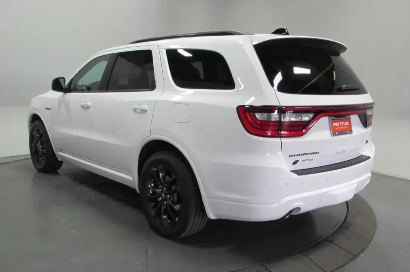 2025 /Black Leather Dodge Durango R/T Plus (1C4SDJCT3SC) with an Other engine, Automatic transmission, located at 12830 Highway 21, De Soto, MO, 63020, (636) 337-7777, 38.153099, -90.573624 - Unleash your adventurous spirit and elevate your family's journeys with the 2025 Dodge Durango R/T Plus, now available at Pettus CDJR DeSoto. Whether you're driving through the breathtaking Ozarks or making daily commutes around De Soto, MO, this SUV stands ready to become your trusted companion. Wi - Photo#5