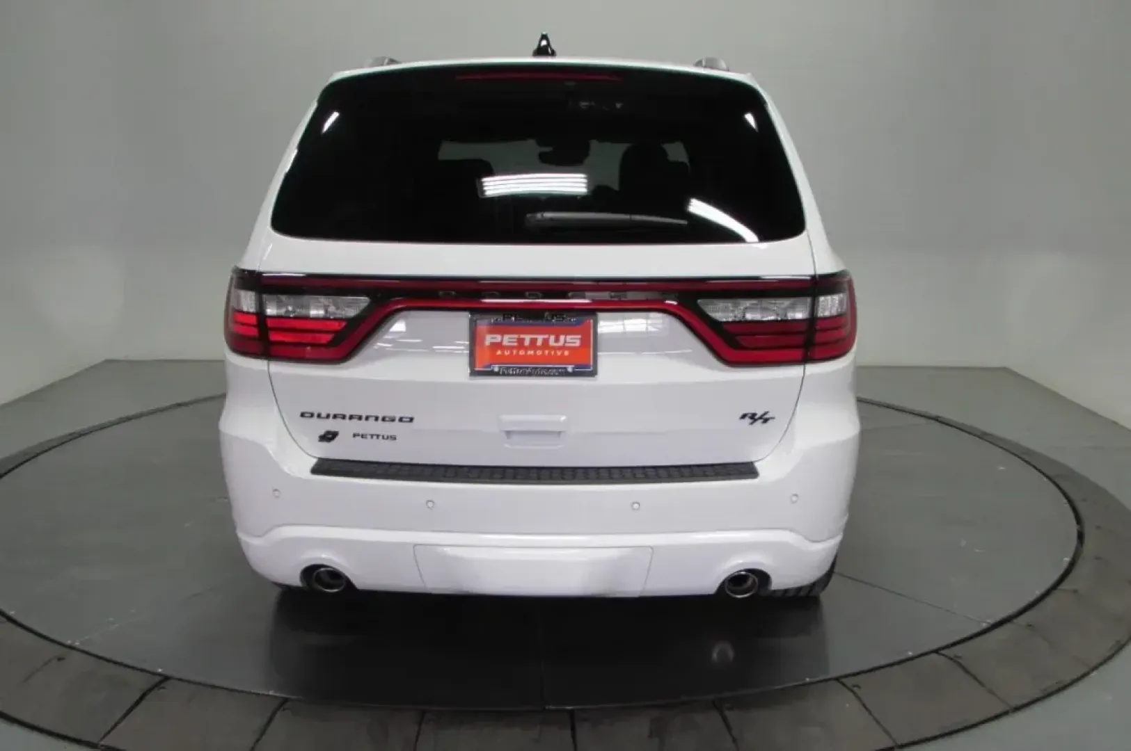 2025 /Black Leather Dodge Durango R/T Plus (1C4SDJCT3SC) with an Other engine, Automatic transmission, located at 12830 Highway 21, De Soto, MO, 63020, (636) 337-7777, 38.153099, -90.573624 - Unleash your adventurous spirit and elevate your family's journeys with the 2025 Dodge Durango R/T Plus, now available at Pettus CDJR DeSoto. Whether you're driving through the breathtaking Ozarks or making daily commutes around De Soto, MO, this SUV stands ready to become your trusted companion. Wi - Photo#6