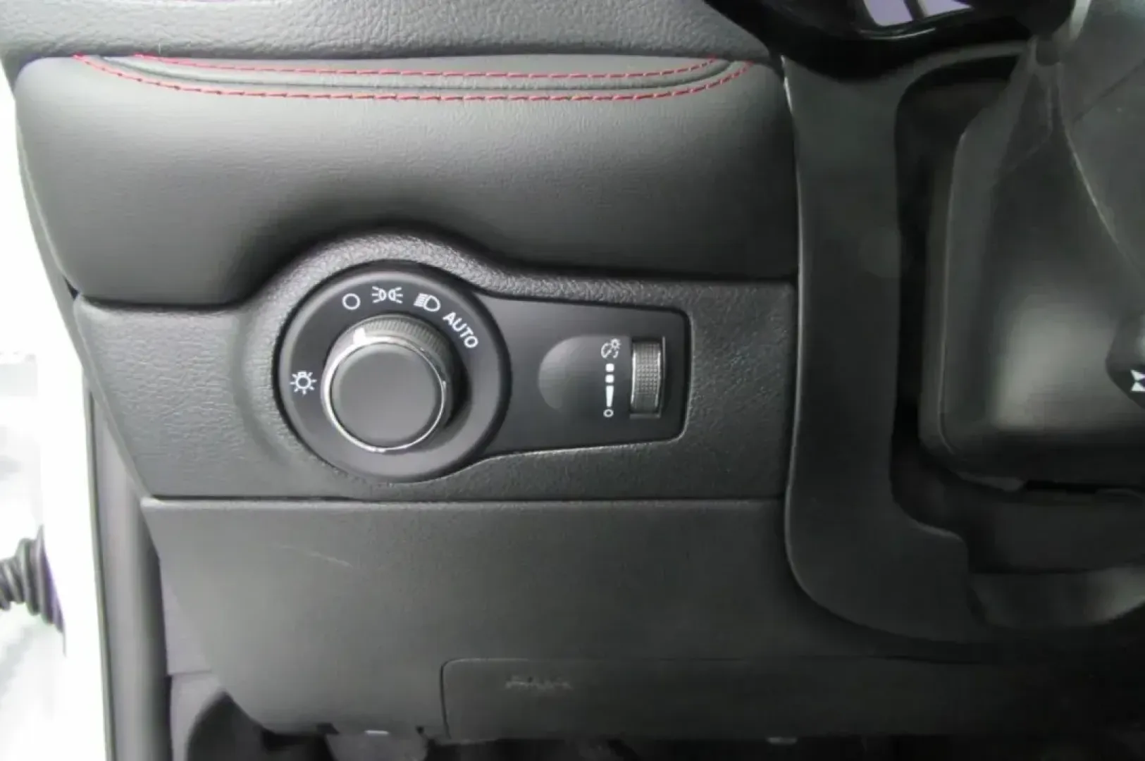 2025 /Black Leather Dodge Durango R/T Plus (1C4SDJCT3SC) with an Other engine, Automatic transmission, located at 12830 Highway 21, De Soto, MO, 63020, (636) 337-7777, 38.153099, -90.573624 - Unleash your adventurous spirit and elevate your family's journeys with the 2025 Dodge Durango R/T Plus, now available at Pettus CDJR DeSoto. Whether you're driving through the breathtaking Ozarks or making daily commutes around De Soto, MO, this SUV stands ready to become your trusted companion. Wi - Photo#13