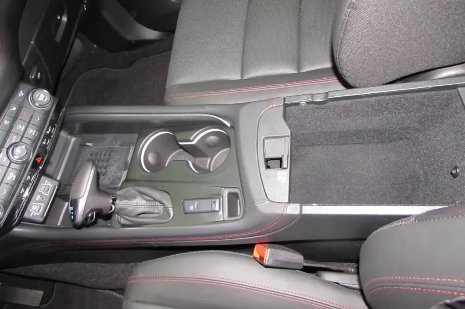 2025 /Black Leather Dodge Durango R/T Plus (1C4SDJCT3SC) with an Other engine, Automatic transmission, located at 12830 Highway 21, De Soto, MO, 63020, (636) 337-7777, 38.153099, -90.573624 - Unleash your adventurous spirit and elevate your family's journeys with the 2025 Dodge Durango R/T Plus, now available at Pettus CDJR DeSoto. Whether you're driving through the breathtaking Ozarks or making daily commutes around De Soto, MO, this SUV stands ready to become your trusted companion. Wi - Photo#22