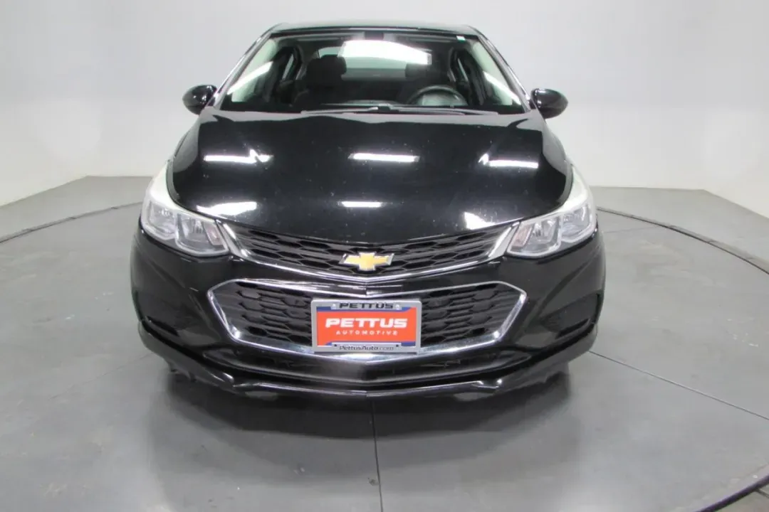 photo of 2018 Chevrolet Cruze LS