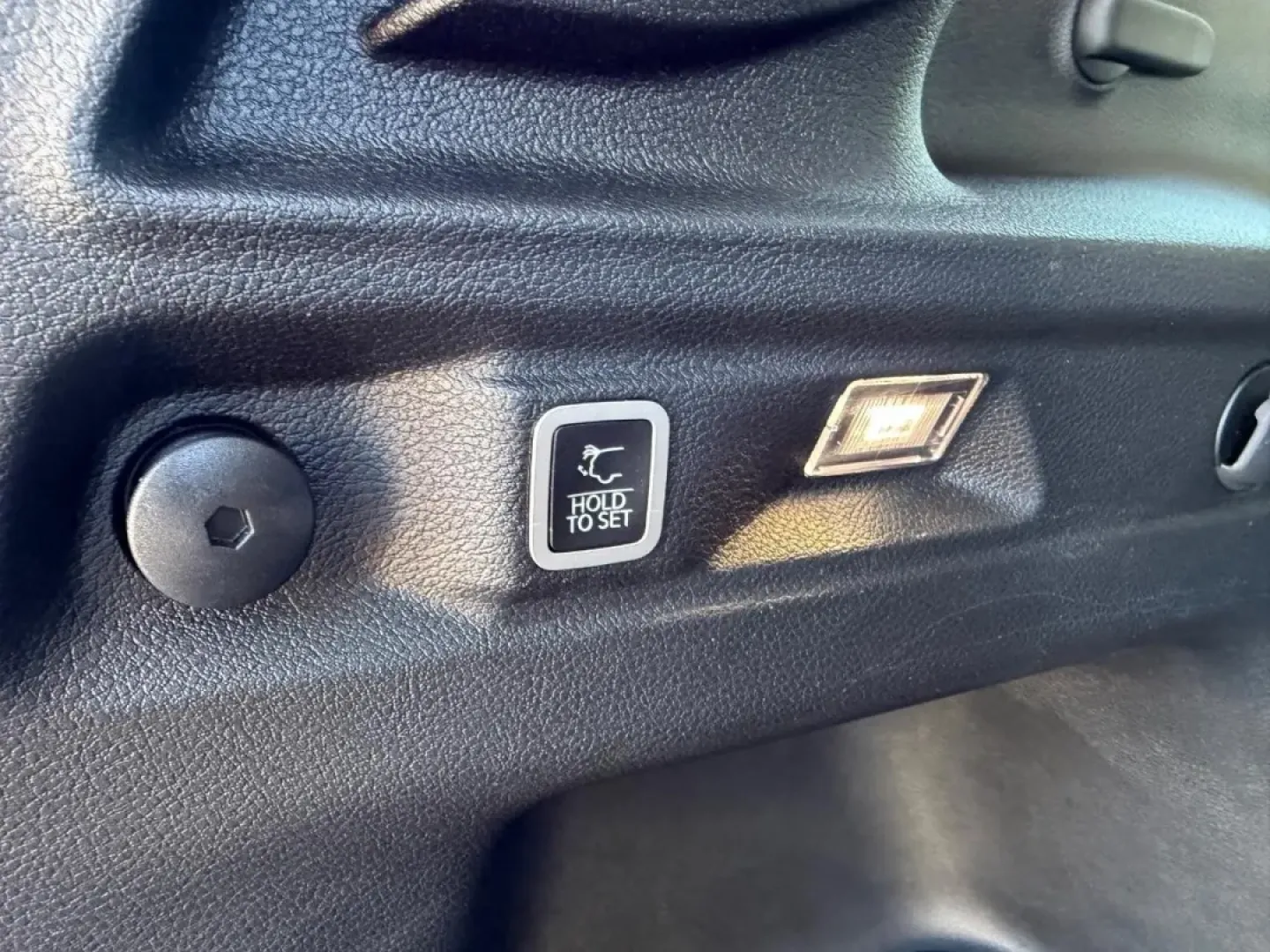 2023 /Global Black Jeep Grand Cherokee Limited (1C4RJKBG2P8) with an 3.6L V6 DOHC 24V engine, 8A transmission, located at 12830 Highway 21, De Soto, MO, 63020, (636) 337-7777, 38.153099, -90.573624 - Discover your next adventure with the 2023 Jeep Grand Cherokee Limited, a perfect companion for both weekend getaways and daily commutes. With ample space for a growing family or friends, this versatile SUV allows you to explore Farmington, MO, and beyond while enjoying the luxury and comfort that J - Photo#7