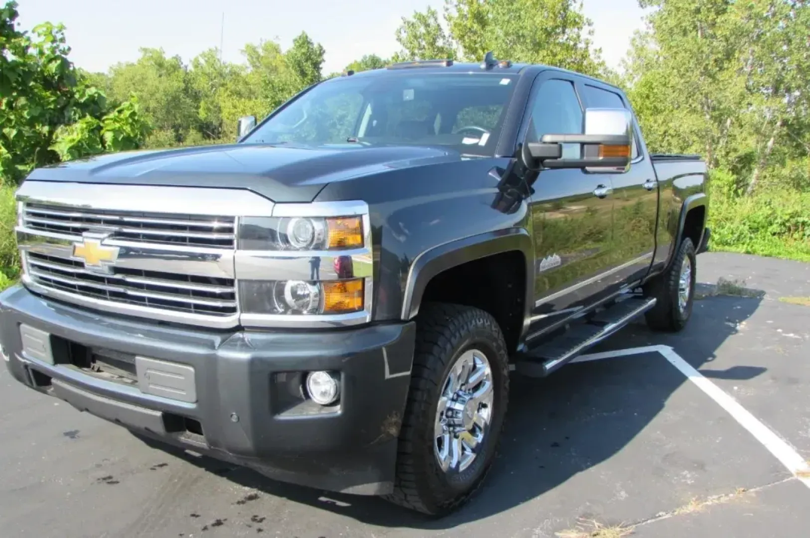 2017 /Jet Black/Medium Ash Gray Pipi Chevrolet Silverado 3500HD High Country (1GC1K1EG7HF) with an Other engine, located at 12836 Highway 21, De Soto, MO, 63020, (636) 337-7777, 38.151867, -90.575615 - Discover the perfect blend of power, capability, and luxury with the 2017 Chevrolet Silverado 3500HD, now available at Pettus Ford De Soto. Located at 12836 Missouri Hwy 21 in De Soto, MO, our OEM dealership is your go-to source for quality used vehicles. Whether you're a growing family needing a re - Photo#1