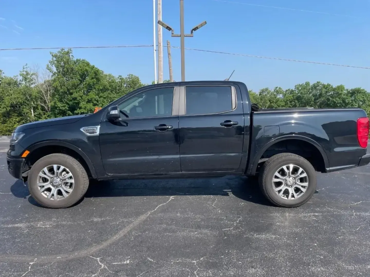 2020 /Medium Stone Leather Ford Ranger Lariat (1FTER4EH5LL) with an Other engine, Automatic transmission, located at 12836 Highway 21, De Soto, MO, 63020, (636) 337-7777, 38.151867, -90.575615 - **Discover the Ultimate Adventure Partner: 2020 Ford Ranger Lariat at Pettus Ford De Soto!**<br /> <br /> Are you ready to elevate your weekend getaways or daily commutes? This 2020 Ford Ranger Lariat is the perfect blend of rugged capability and modern comfort, making it an outstanding choice for a - Photo#1