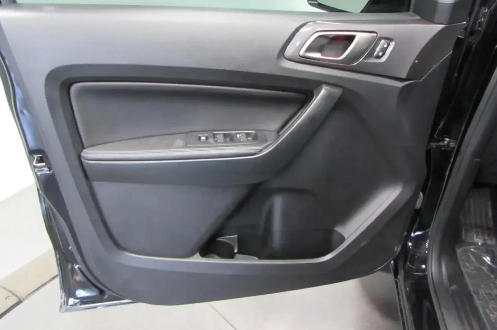 2020 /Medium Stone Leather Ford Ranger Lariat (1FTER4EH5LL) with an Other engine, Automatic transmission, located at 12836 Highway 21, De Soto, MO, 63020, (636) 337-7777, 38.151867, -90.575615 - **Discover the Ultimate Adventure Partner: 2020 Ford Ranger Lariat at Pettus Ford De Soto!**<br /> <br /> Are you ready to elevate your weekend getaways or daily commutes? This 2020 Ford Ranger Lariat is the perfect blend of rugged capability and modern comfort, making it an outstanding choice for a - Photo#22