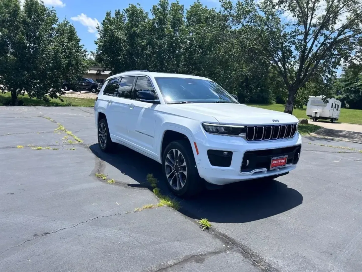 2023 /Global Black Leather Jeep Grand Cherokee L Overland (1C4RJKDG4P8) with an 3.6L V6 24V VVT UPG I engine, located at 970 Woodlawn Dr., Farmington, MO, 63640, (573) 431-7800, 37.825642, -90.468674 - **Adventure Awaits with the 2023 Jeep Grand Cherokee L Overland - Perfect for Your Family Road Trip!**<br /> <br /> Are you ready to elevate your family's adventures? Look no further than the stunning 2023 Jeep Grand Cherokee L Overland, the ultimate SUV for those who crave comfort and capability in - Photo#0
