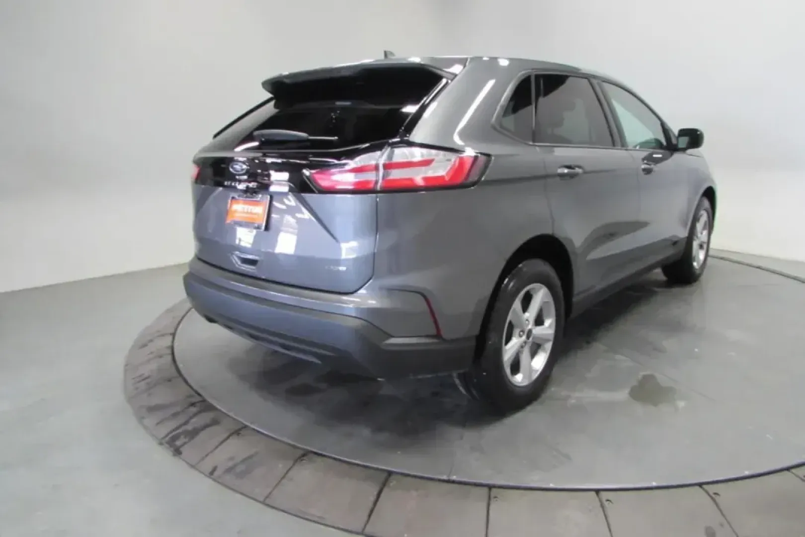 2024 /Dune Cloth Ford Edge SE (2FMPK4G90RB) with an Other engine, Automatic transmission, located at 12836 Highway 21, De Soto, MO, 63020, (636) 337-7777, 38.151867, -90.575615 - Are you ready to elevate your driving experience with a versatile SUV that caters to your lifestyle? Look no further than the 2024 Ford Edge SE, a pre-owned vehicle that seamlessly combines comfort, technology, and performance, making it ideal for growing families, adventurous road trips, or daily c - Photo#6