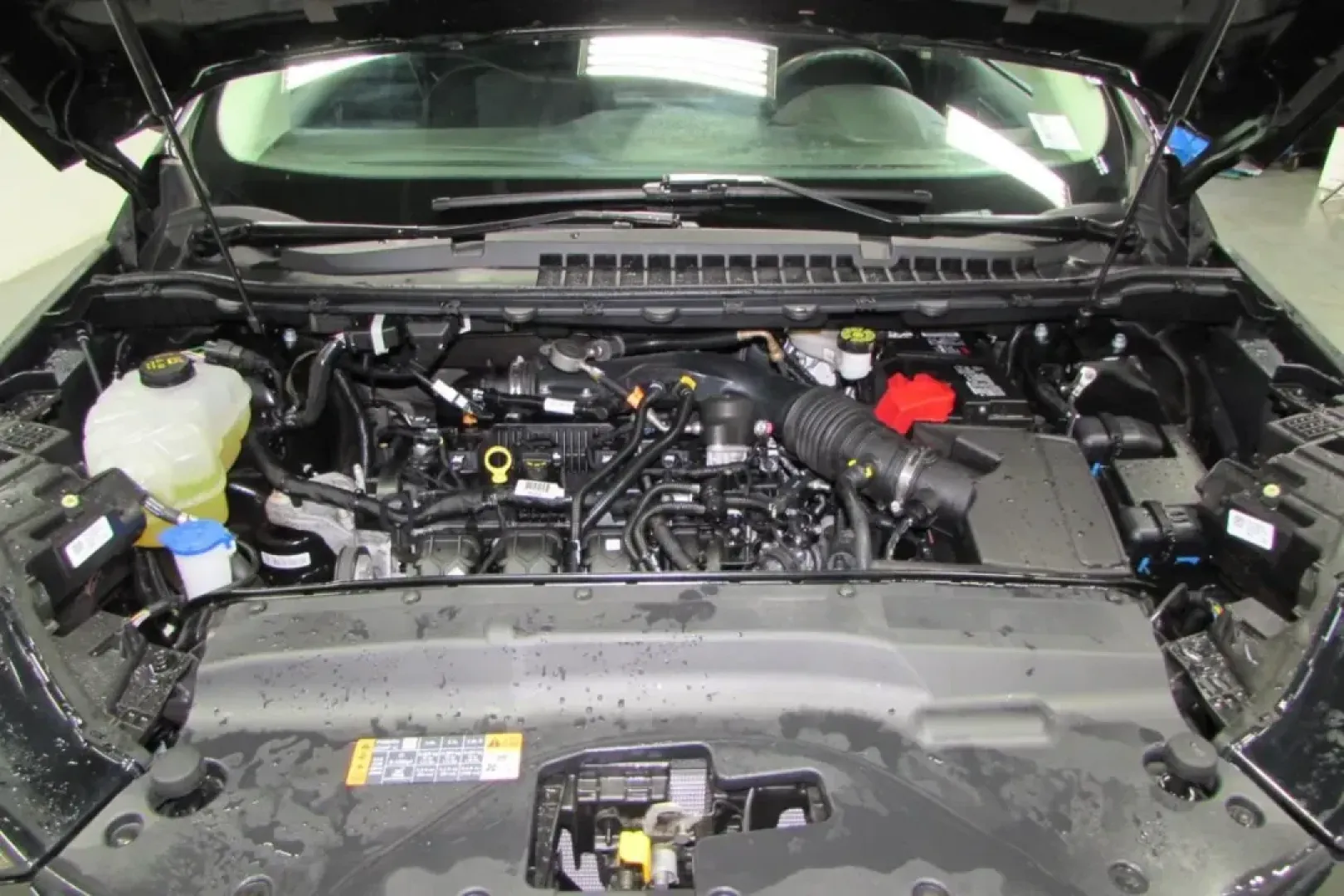2024 /Ebony Cloth Ford Edge SE (2FMPK4G97RB) with an Other engine, Automatic transmission, located at 12836 Highway 21, De Soto, MO, 63020, (636) 337-7777, 38.151867, -90.575615 - ### Discover Your Adventure with the 2024 Ford Edge SE at Pettus Ford De Soto!<br /> <br /> Are you ready to elevate your family outings, weekend getaways, or daily commutes? The 2024 Ford Edge SE is the perfect SUV for those looking for versatility, comfort, and technology in one affordable package - Photo#8