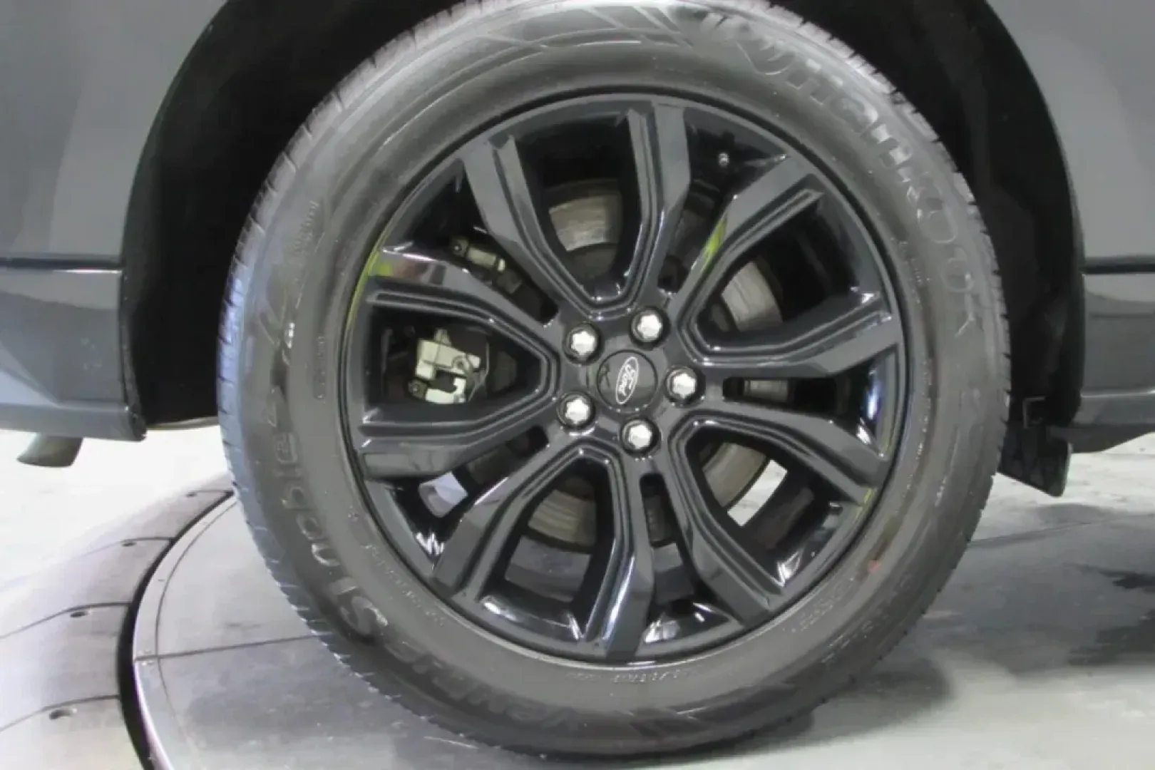 2024 /Ebony Cloth Ford Edge SE (2FMPK4G97RB) with an Other engine, Automatic transmission, located at 12836 Highway 21, De Soto, MO, 63020, (636) 337-7777, 38.151867, -90.575615 - ### Discover Your Adventure with the 2024 Ford Edge SE at Pettus Ford De Soto!<br /> <br /> Are you ready to elevate your family outings, weekend getaways, or daily commutes? The 2024 Ford Edge SE is the perfect SUV for those looking for versatility, comfort, and technology in one affordable package - Photo#7