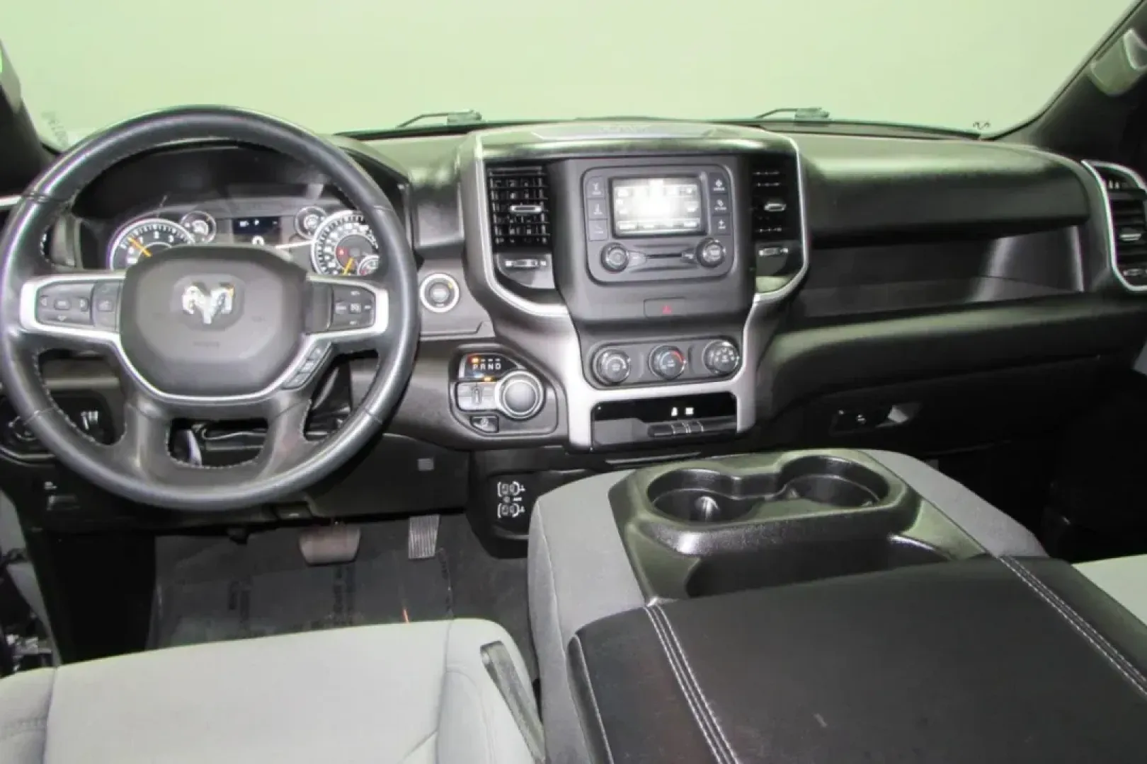 2022 /Diesel Gray/Black Cloth Ram 1500 Big Horn/Lone Star (1C6SRFFTXNN) with an Other engine, located at 12830 Highway 21, De Soto, MO, 63020, (636) 337-7777, 38.153099, -90.573624 - Are you ready to elevate your driving experience with a truck that embodies both power and practicality? Look no further than the stunning 2022 Ram 1500 Big Horn/Lone Star available now at Pettus CDJR DeSoto, located conveniently at 12830 Highway 21, De Soto, MO 63020. Whether you're a weekend adven - Photo#23