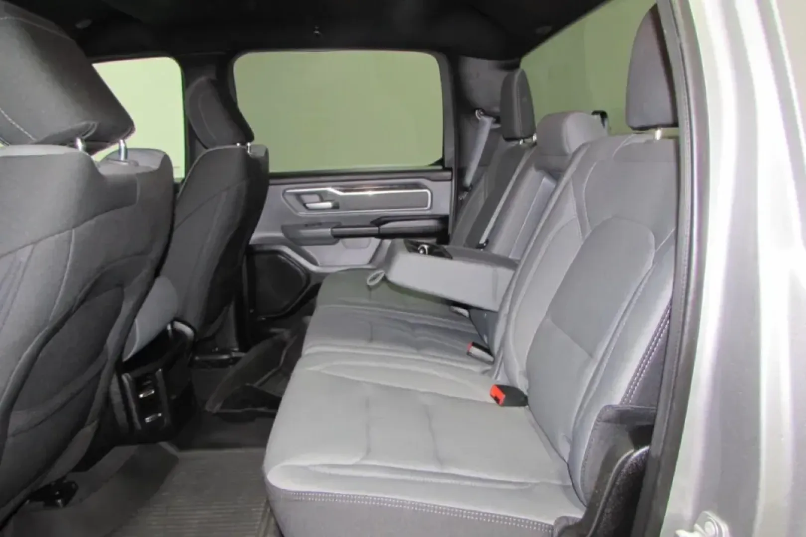 2022 /Diesel Gray/Black Cloth Ram 1500 Big Horn/Lone Star (1C6SRFFTXNN) with an Other engine, located at 12830 Highway 21, De Soto, MO, 63020, (636) 337-7777, 38.153099, -90.573624 - Are you ready to elevate your driving experience with a truck that embodies both power and practicality? Look no further than the stunning 2022 Ram 1500 Big Horn/Lone Star available now at Pettus CDJR DeSoto, located conveniently at 12830 Highway 21, De Soto, MO 63020. Whether you're a weekend adven - Photo#25