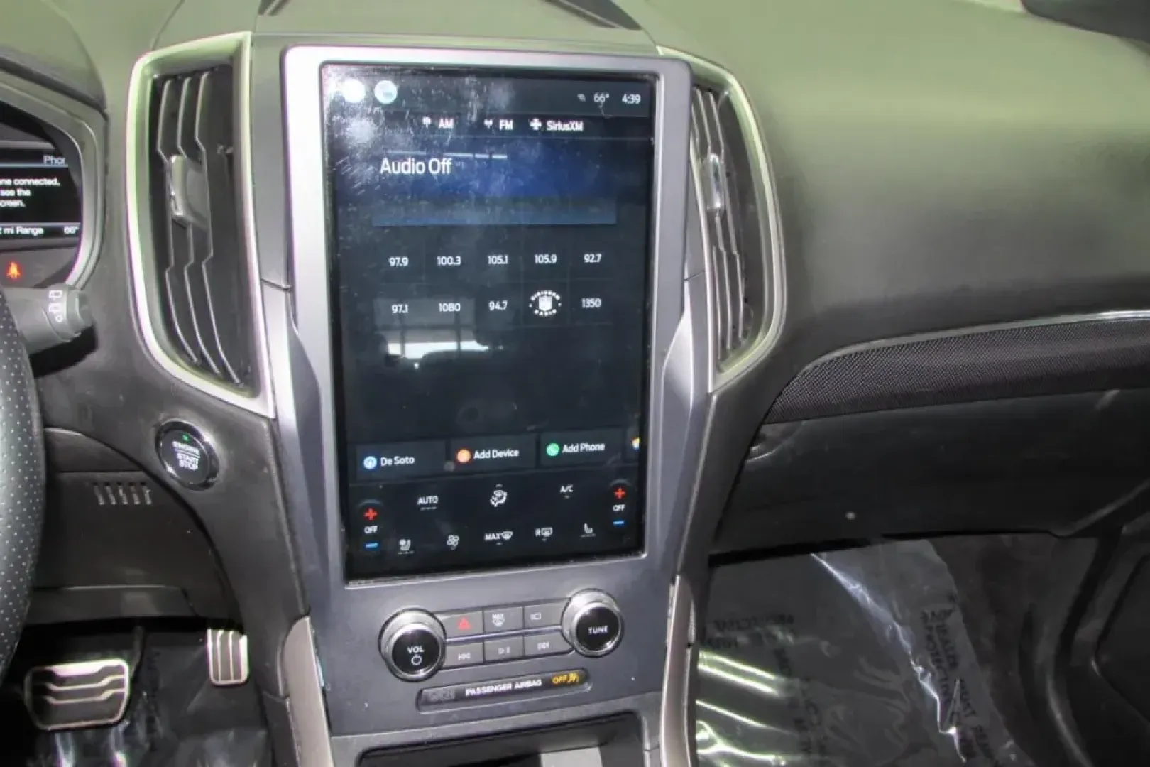 2022 /Dune Leather Ford Edge ST Line (2FMPK4J96NB) with an Other engine, Automatic transmission, located at 12836 Highway 21, De Soto, MO, 63020, (636) 337-7777, 38.151867, -90.575615 - Elevate your lifestyle with the 2022 Ford Edge ST Line, the ultimate SUV designed for versatility and comfort! Whether you are a growing family in need of space and safety, a commuter looking for efficiency and tech-savvy features, or someone who cherishes weekend adventures, this pre-owned SUV chec - Photo#17