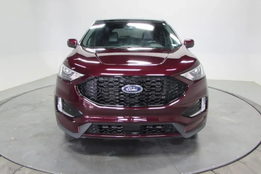 2022 Ford Edge ST Line