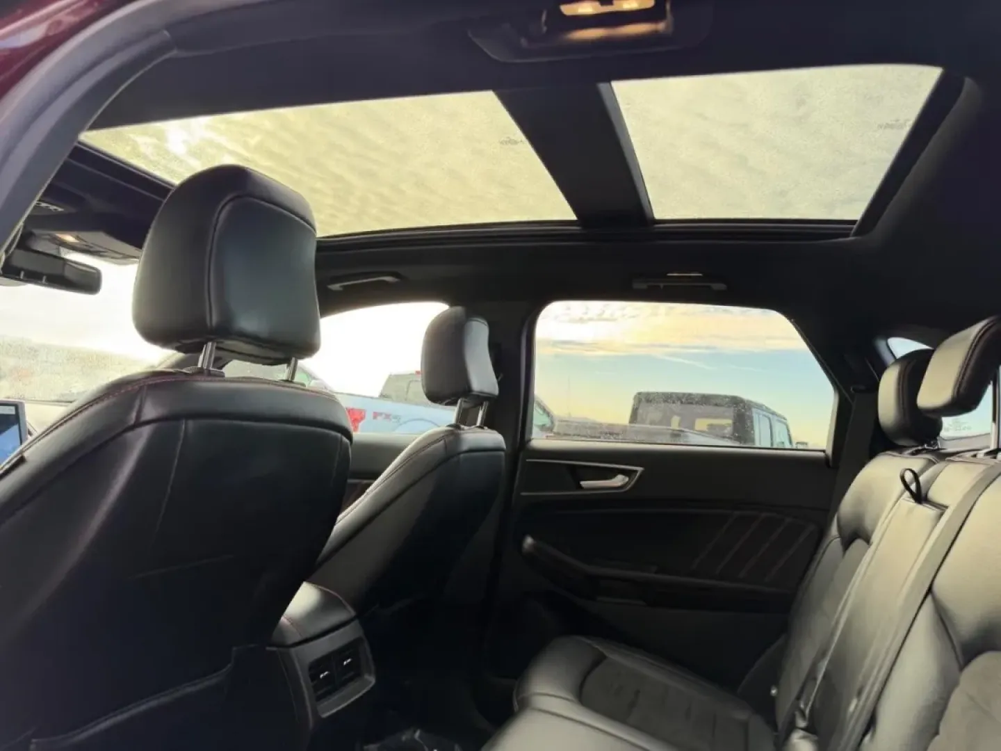 2022 /Ebony Leather Trimmed Ford Edge ST Line (2FMPK4J96NB) with an Twin-Scroll 2.0L EcoBoost engine, Automatic transmission, located at 141 Commercial Dr, Fredericktown, MO, 63645, (573) 783-6432, 37.570087, -90.320648 - Elevate your lifestyle with the 2022 Ford Edge ST Line, the ultimate SUV designed for versatility and comfort! Whether you are a growing family in need of space and safety, a commuter looking for efficiency and tech-savvy features, or someone who cherishes weekend adventures, this pre-owned SUV chec - Photo#9