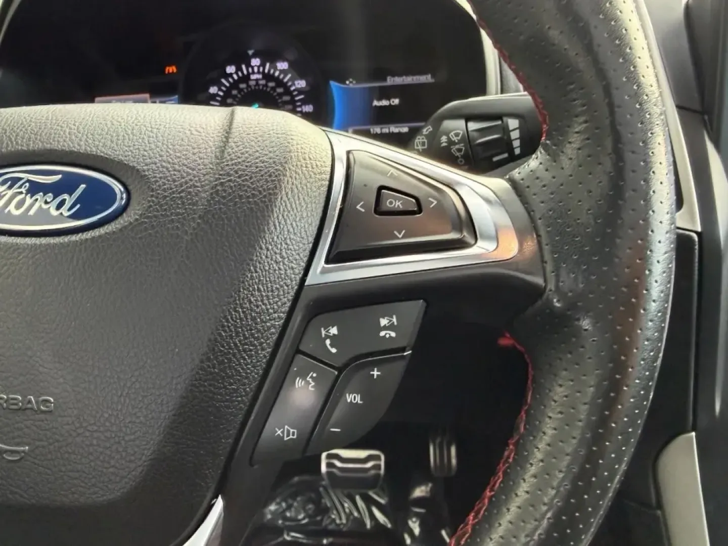 2022 /Ebony Leather Trimmed Ford Edge ST Line (2FMPK4J96NB) with an Twin-Scroll 2.0L EcoBoost engine, Automatic transmission, located at 141 Commercial Dr, Fredericktown, MO, 63645, (573) 783-6432, 37.570087, -90.320648 - Elevate your lifestyle with the 2022 Ford Edge ST Line, the ultimate SUV designed for versatility and comfort! Whether you are a growing family in need of space and safety, a commuter looking for efficiency and tech-savvy features, or someone who cherishes weekend adventures, this pre-owned SUV chec - Photo#13