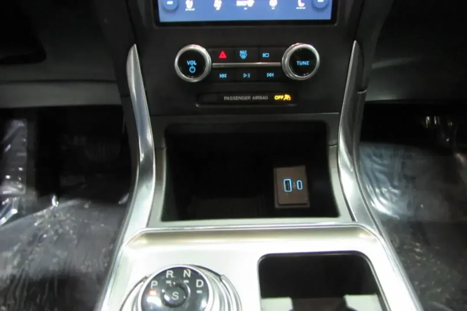 2023 /Ebony Leather Ford Edge Titanium (2FMPK4K94PB) with an Other engine, Automatic transmission, located at 12836 Highway 21, De Soto, MO, 63020, (636) 337-7777, 38.151867, -90.575615 - **Adventure Awaits with the 2023 Ford Edge Titanium at Pettus Ford De Soto!**<br /> <br /> Are you ready to elevate your driving experience? The 2023 Ford Edge Titanium is not just another SUV; it's a lifestyle upgrade. Perfect for families on the go, weekend adventurers, or even budget-conscious bu - Photo#16