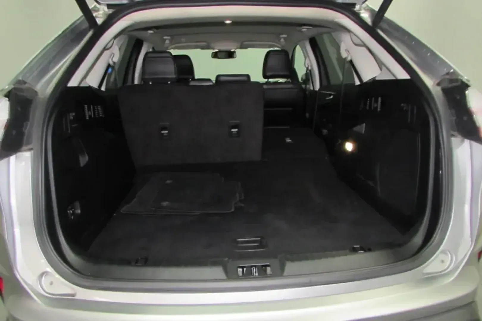 2023 /Ebony Leather Ford Edge Titanium (2FMPK4K94PB) with an Other engine, Automatic transmission, located at 12836 Highway 21, De Soto, MO, 63020, (636) 337-7777, 38.151867, -90.575615 - **Adventure Awaits with the 2023 Ford Edge Titanium at Pettus Ford De Soto!**<br /> <br /> Are you ready to elevate your driving experience? The 2023 Ford Edge Titanium is not just another SUV; it's a lifestyle upgrade. Perfect for families on the go, weekend adventurers, or even budget-conscious bu - Photo#22
