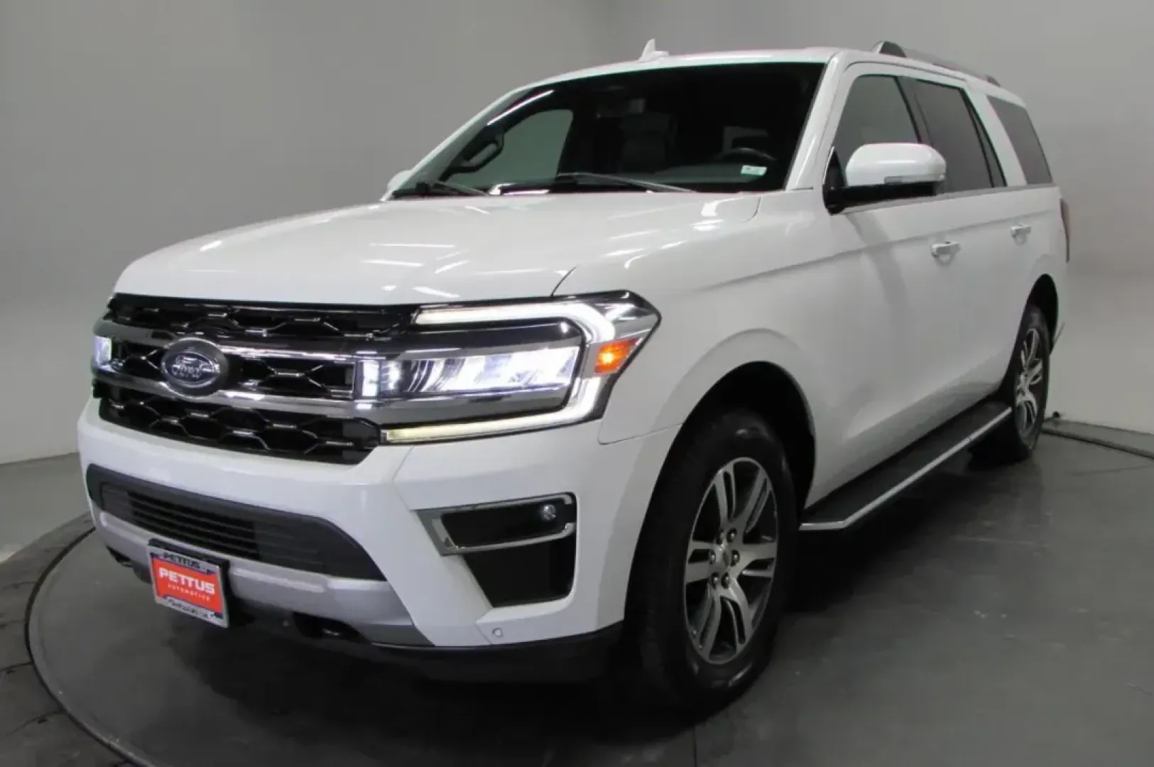 2023 /Mahogany Leather Ford Expedition Limited (1FMJU2A8XPE) with an Other engine, Automatic transmission, located at 12830 Highway 21, De Soto, MO, 63020, (636) 337-7777, 38.153099, -90.573624 - **Experience Adventure Like Never Before with the 2023 Ford Expedition Limited at Pettus CDJR DeSoto!**<br /> <br /> Are you ready to elevate your family adventures or weekend getaways? The 2023 Ford Expedition Limited is the perfect SUV for those who crave both luxury and practicality. With spaciou - Photo#2