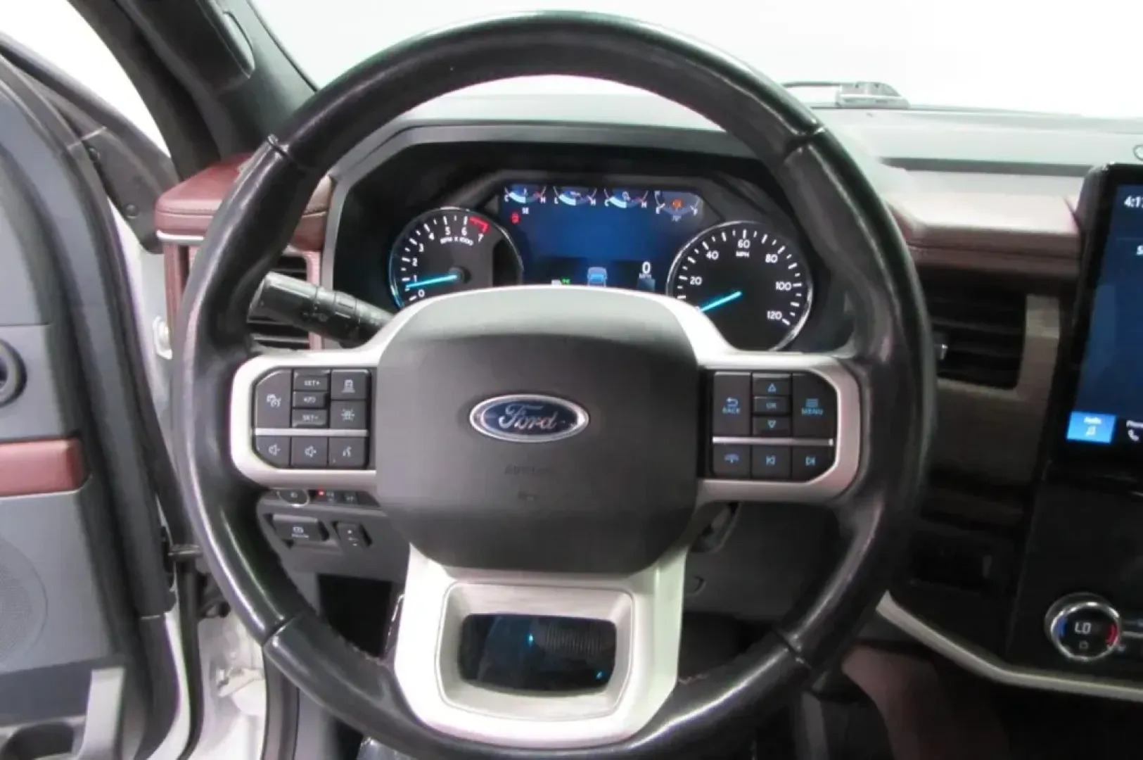 2023 /Mahogany Leather Ford Expedition Limited (1FMJU2A8XPE) with an Other engine, Automatic transmission, located at 12830 Highway 21, De Soto, MO, 63020, (636) 337-7777, 38.153099, -90.573624 - **Experience Adventure Like Never Before with the 2023 Ford Expedition Limited at Pettus CDJR DeSoto!**<br /> <br /> Are you ready to elevate your family adventures or weekend getaways? The 2023 Ford Expedition Limited is the perfect SUV for those who crave both luxury and practicality. With spaciou - Photo#14