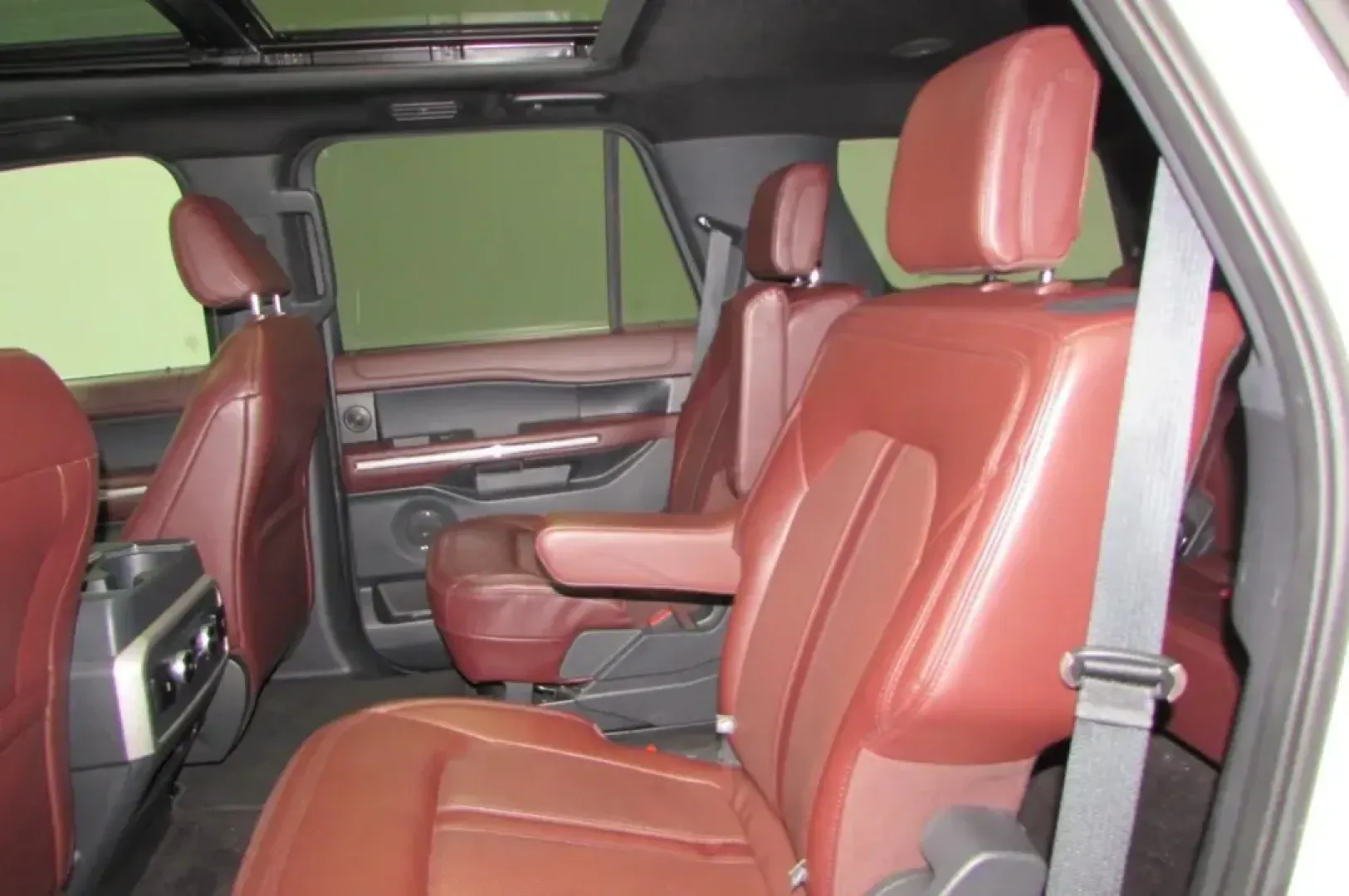 2023 /Mahogany Leather Ford Expedition Limited (1FMJU2A8XPE) with an Other engine, Automatic transmission, located at 12830 Highway 21, De Soto, MO, 63020, (636) 337-7777, 38.153099, -90.573624 - **Experience Adventure Like Never Before with the 2023 Ford Expedition Limited at Pettus CDJR DeSoto!**<br /> <br /> Are you ready to elevate your family adventures or weekend getaways? The 2023 Ford Expedition Limited is the perfect SUV for those who crave both luxury and practicality. With spaciou - Photo#24