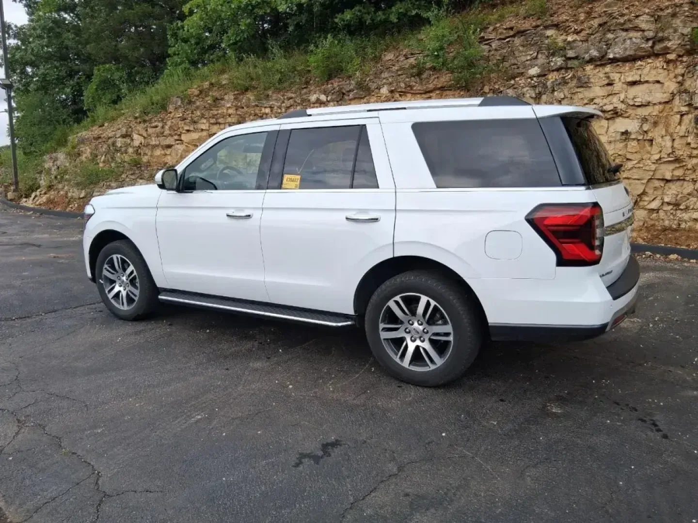 2023 /Mahogany Leather Ford Expedition Limited (1FMJU2A8XPE) with an Other engine, Automatic transmission, located at 12830 Highway 21, De Soto, MO, 63020, (636) 337-7777, 38.153099, -90.573624 - **Experience Adventure Like Never Before with the 2023 Ford Expedition Limited at Pettus CDJR DeSoto!**<br /> <br /> Are you ready to elevate your family adventures or weekend getaways? The 2023 Ford Expedition Limited is the perfect SUV for those who crave both luxury and practicality. With spaciou - Photo#30