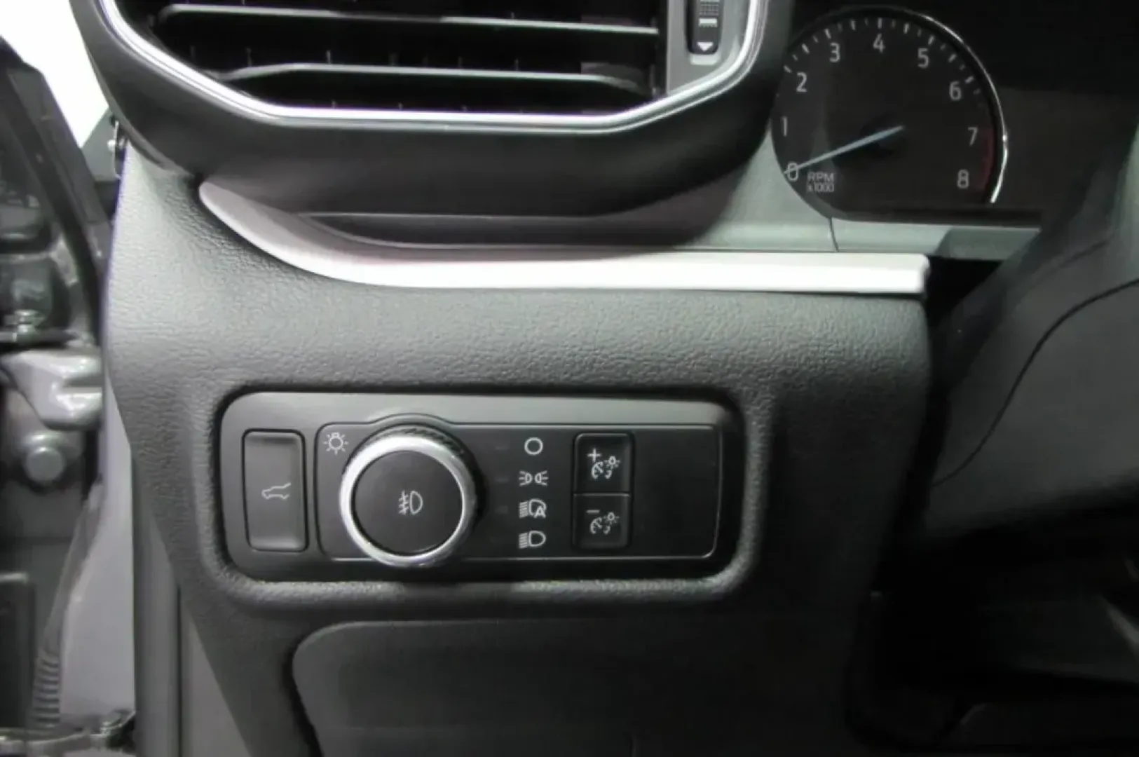 2023 /Ebony Leather Ford Explorer XLT (1FMSK8DH3PG) with an Other engine, Automatic transmission, located at 12830 Highway 21, De Soto, MO, 63020, (636) 337-7777, 38.153099, -90.573624 - **Experience Adventure with the 2023 Ford Explorer XLT at Pettus CDJR DeSoto!**<br /> <br /> Are you ready to elevate your family outings, weekend adventures, or daily commutes? The 2023 Ford Explorer XLT is the perfect SUV that seamlessly blends comfort, space, and advanced technology, making it an - Photo#12