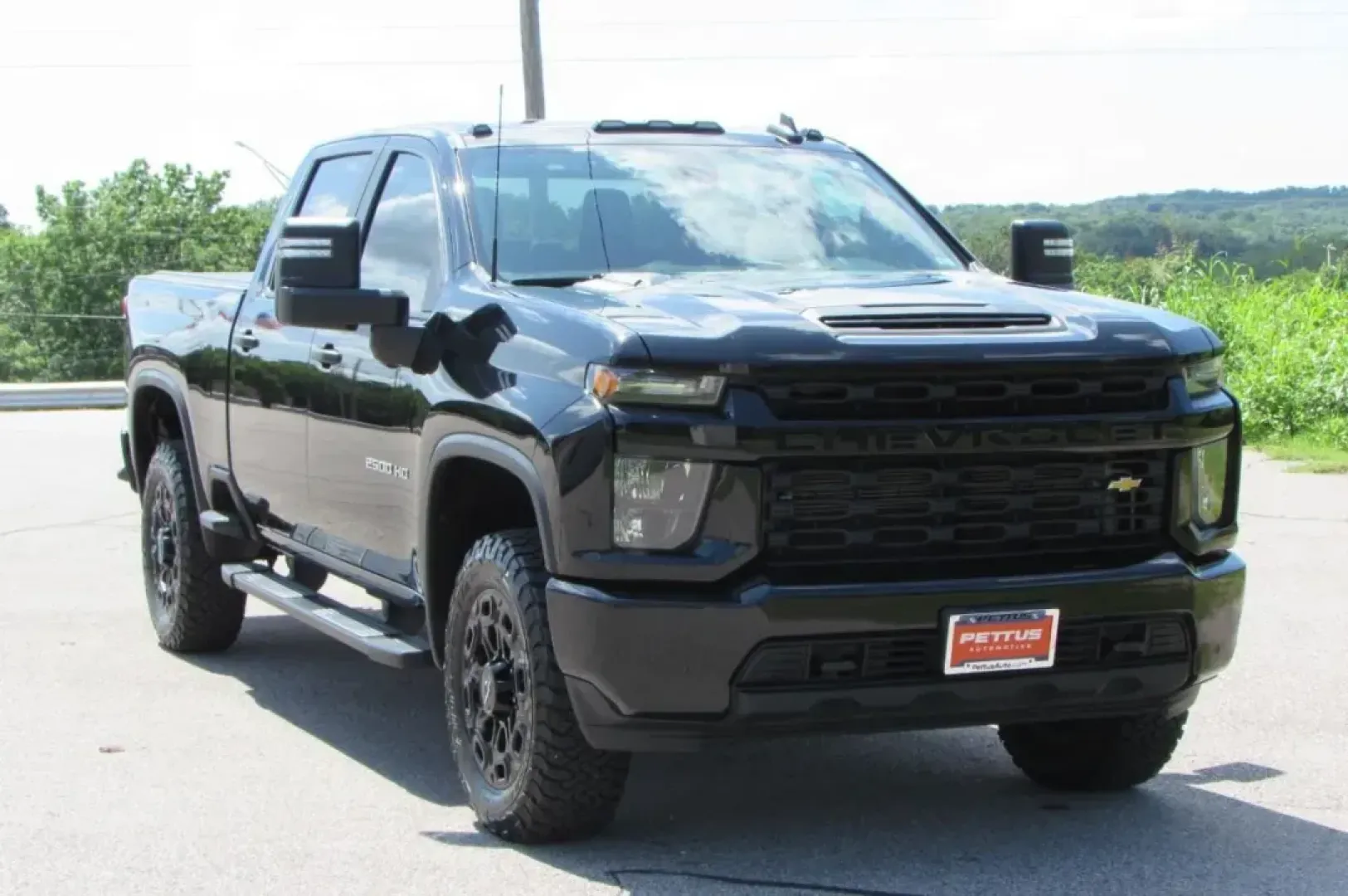 2022 /Jet Black Leather Chevrolet Silverado 2500HD Custom (2GC4YMEY3N1) with an Other engine, located at 12830 Highway 21, De Soto, MO, 63020, (636) 337-7777, 38.153099, -90.573624 - **Get Ready for Your Next Adventure with the 2022 Chevrolet Silverado 2500HD at Pettus CDJR DeSoto!**<br /> <br /> If you're searching for a rugged, dependable truck that can handle everything from weekend adventures to the demands of a growing family, look no further than this stunning 2022 Chevrol - Photo#0